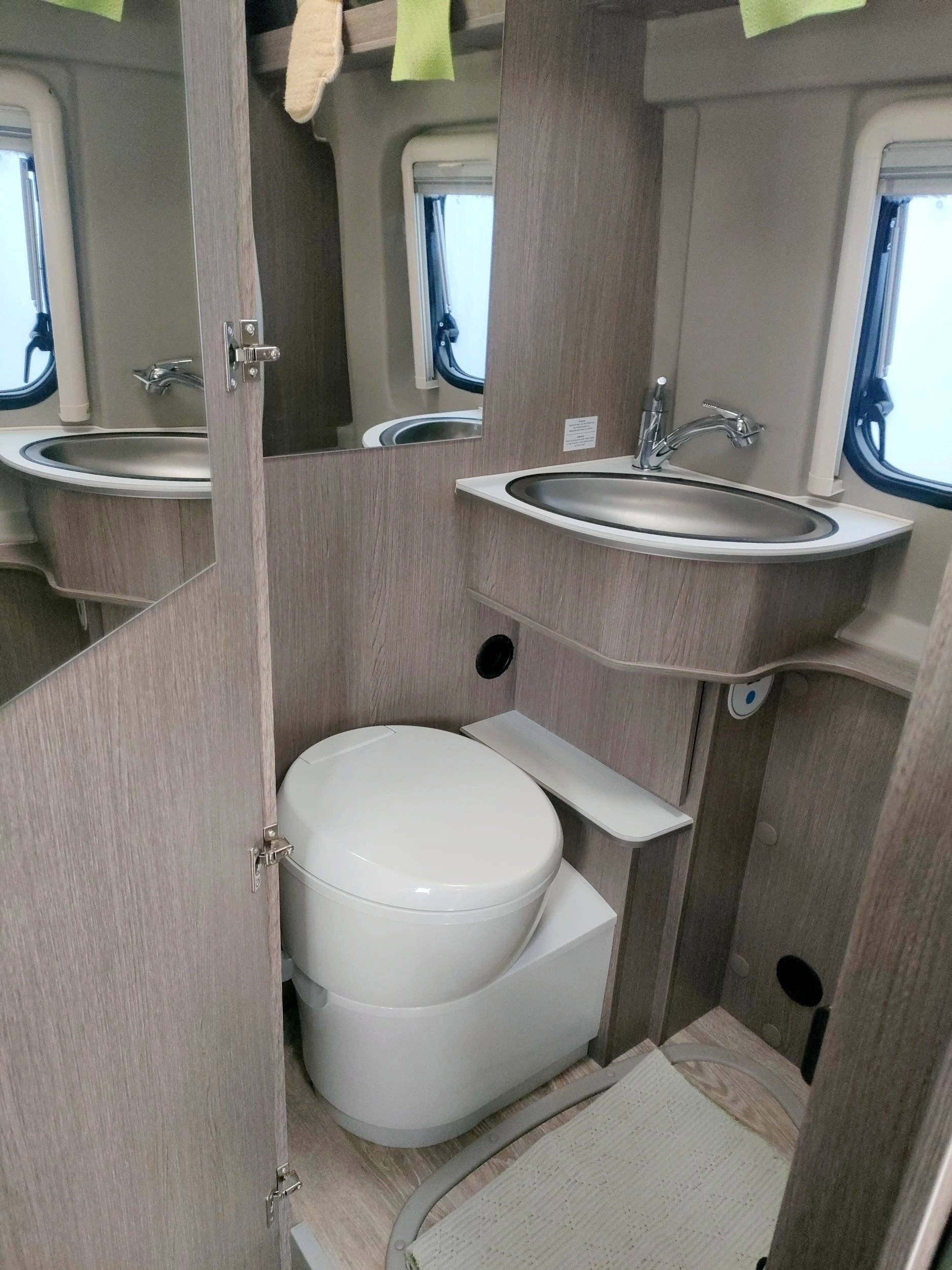 Pössl Jumper 2,2 l 130 ch