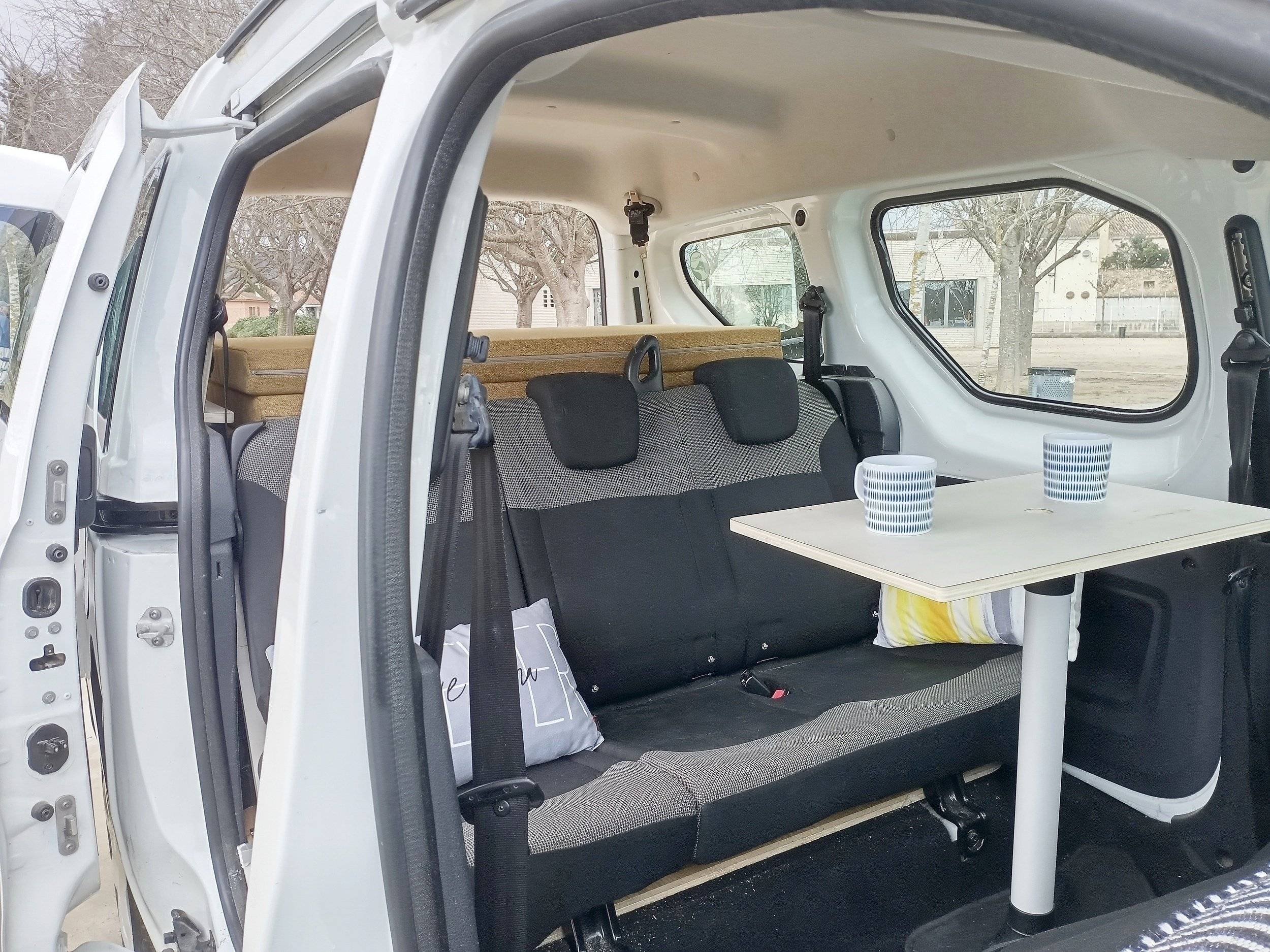 GASENI CAMPERVAN CAMPER- LEO