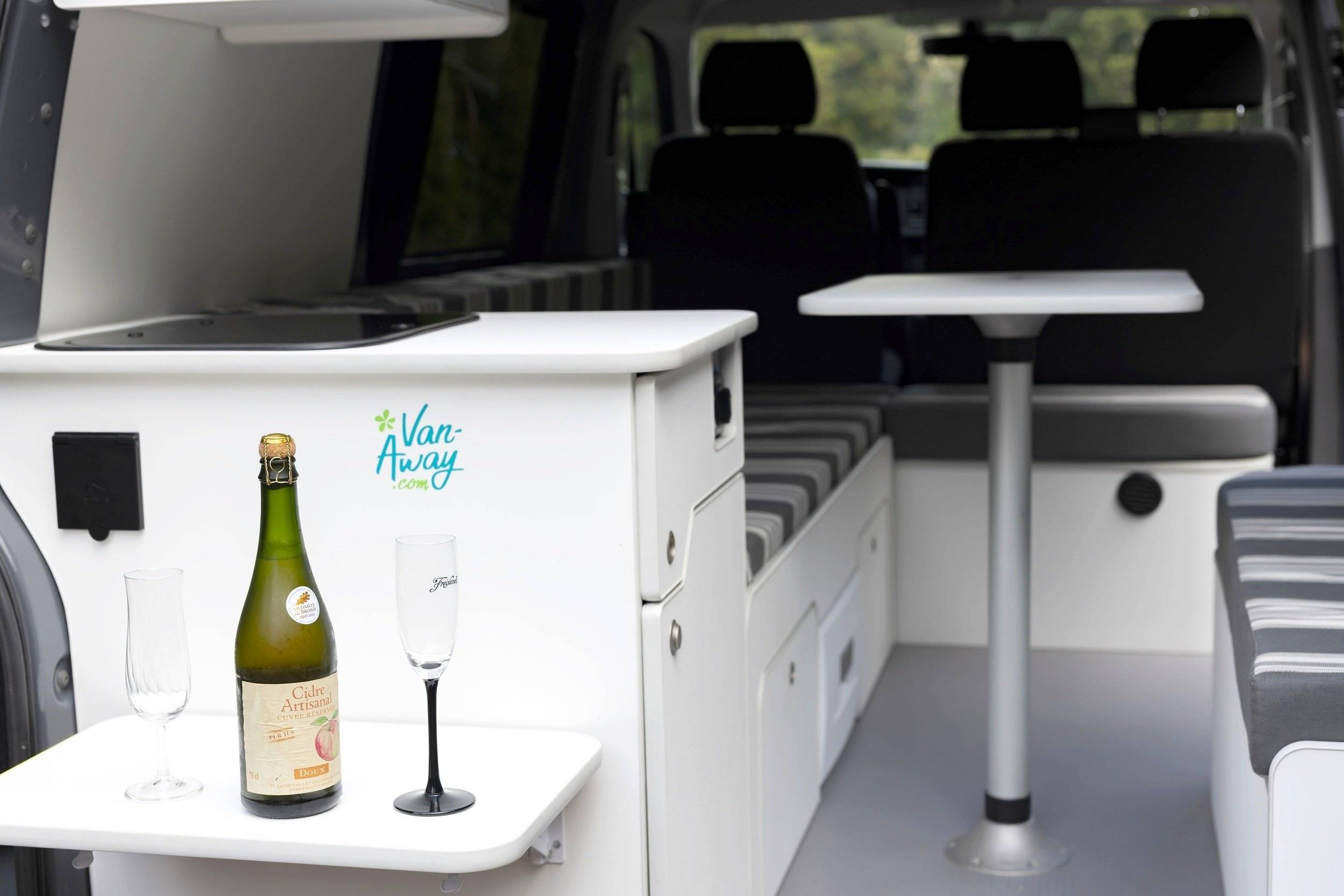 Van Mania Volkswagen Transporter