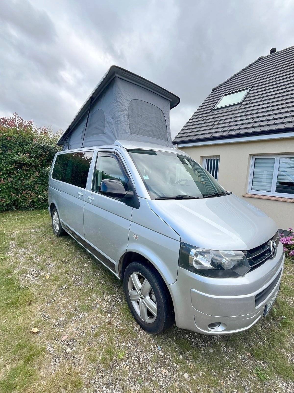 Front view from 3/4  - Yescapa