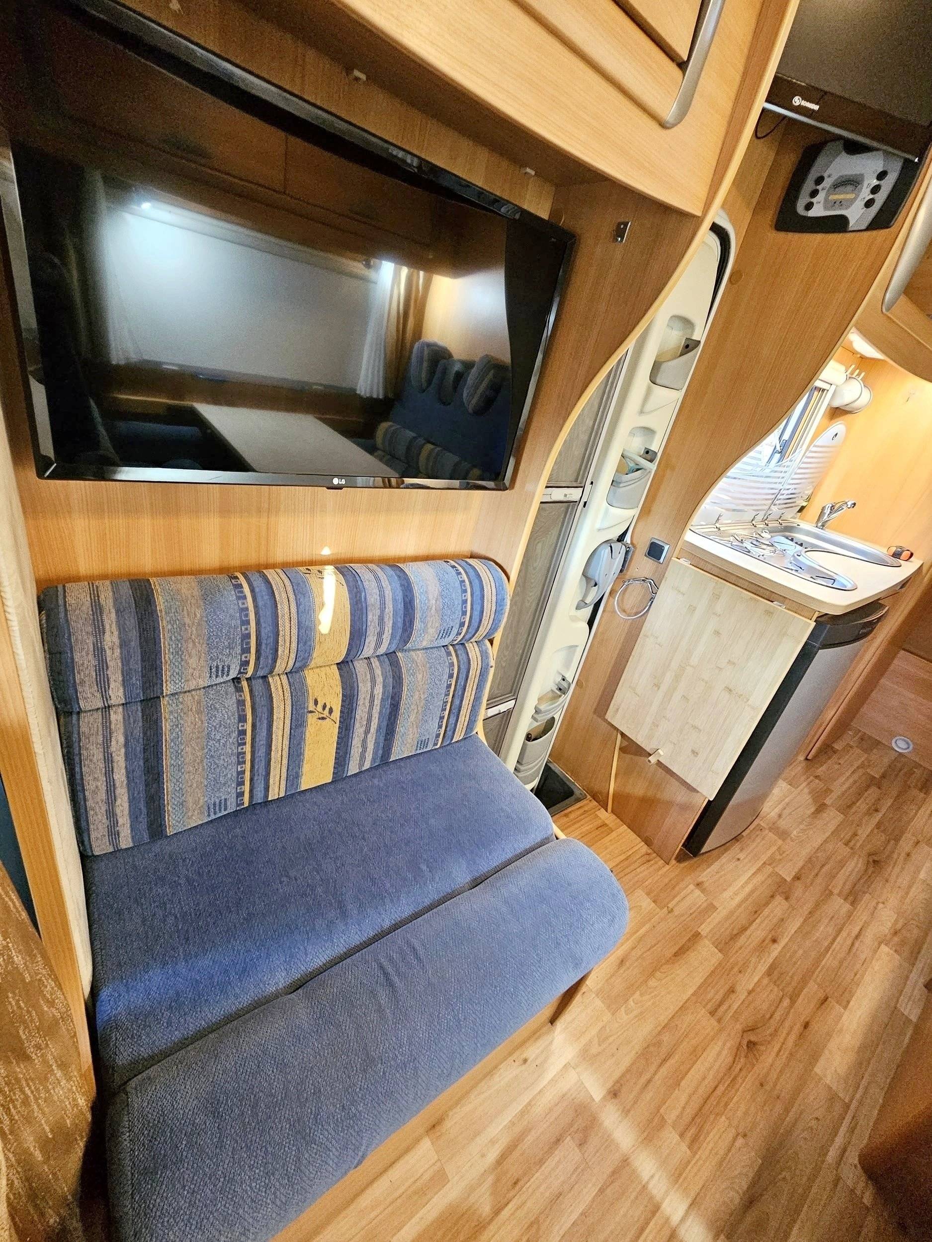 Challenger GENESIS 43