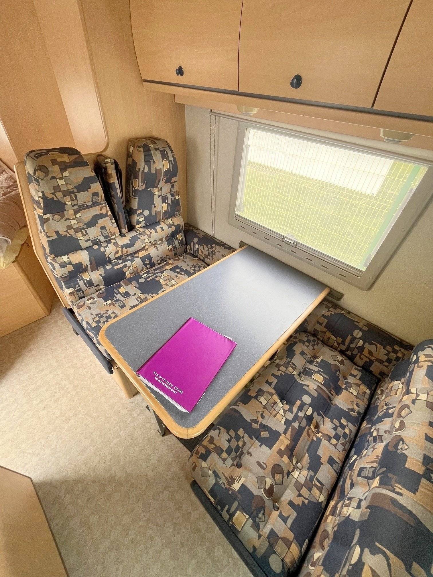 Menjador Citroën Jumper 2,2 l 130 ch - Yescapa