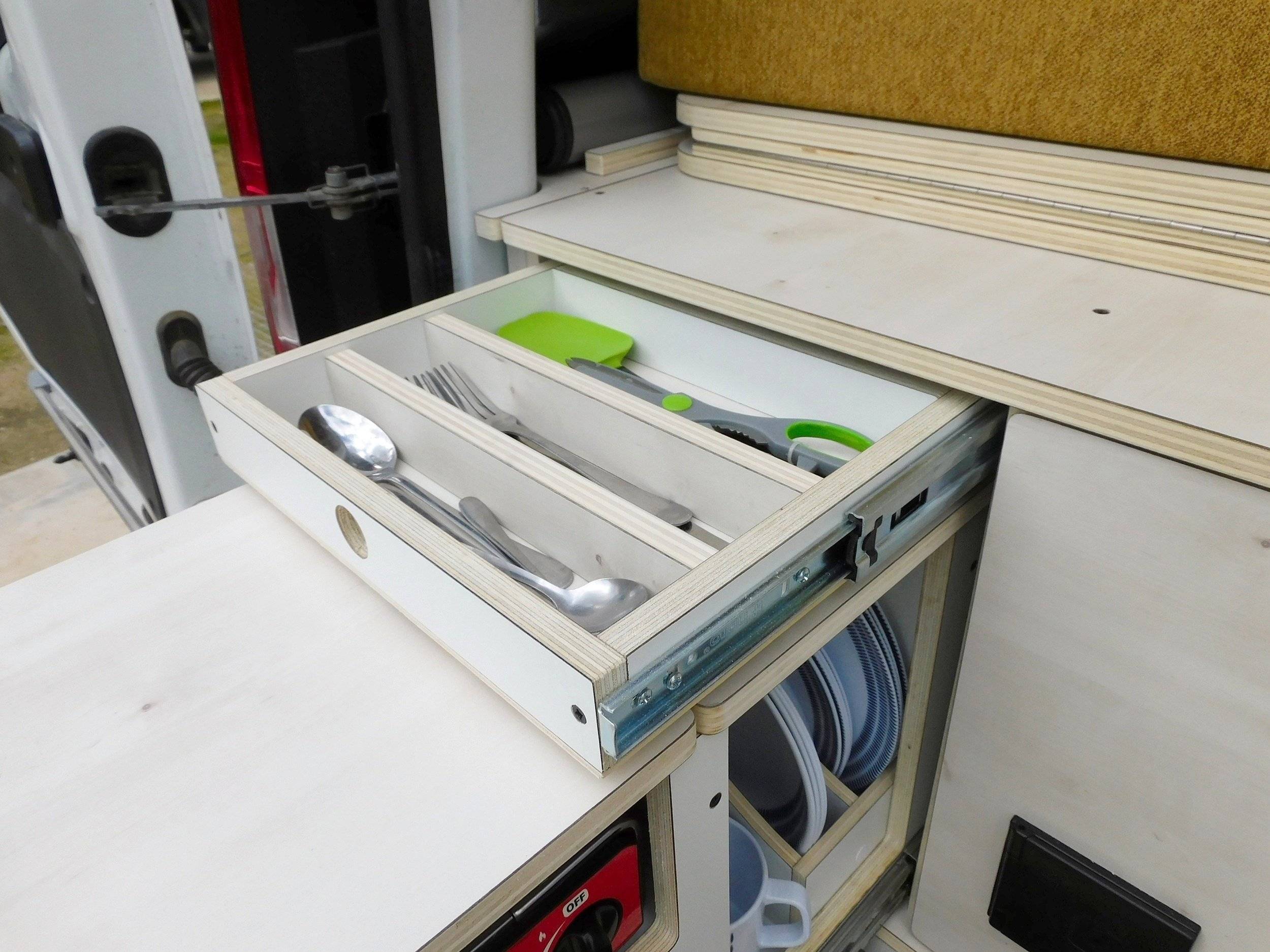 GASENI CAMPERVAN CAMPER- LEO