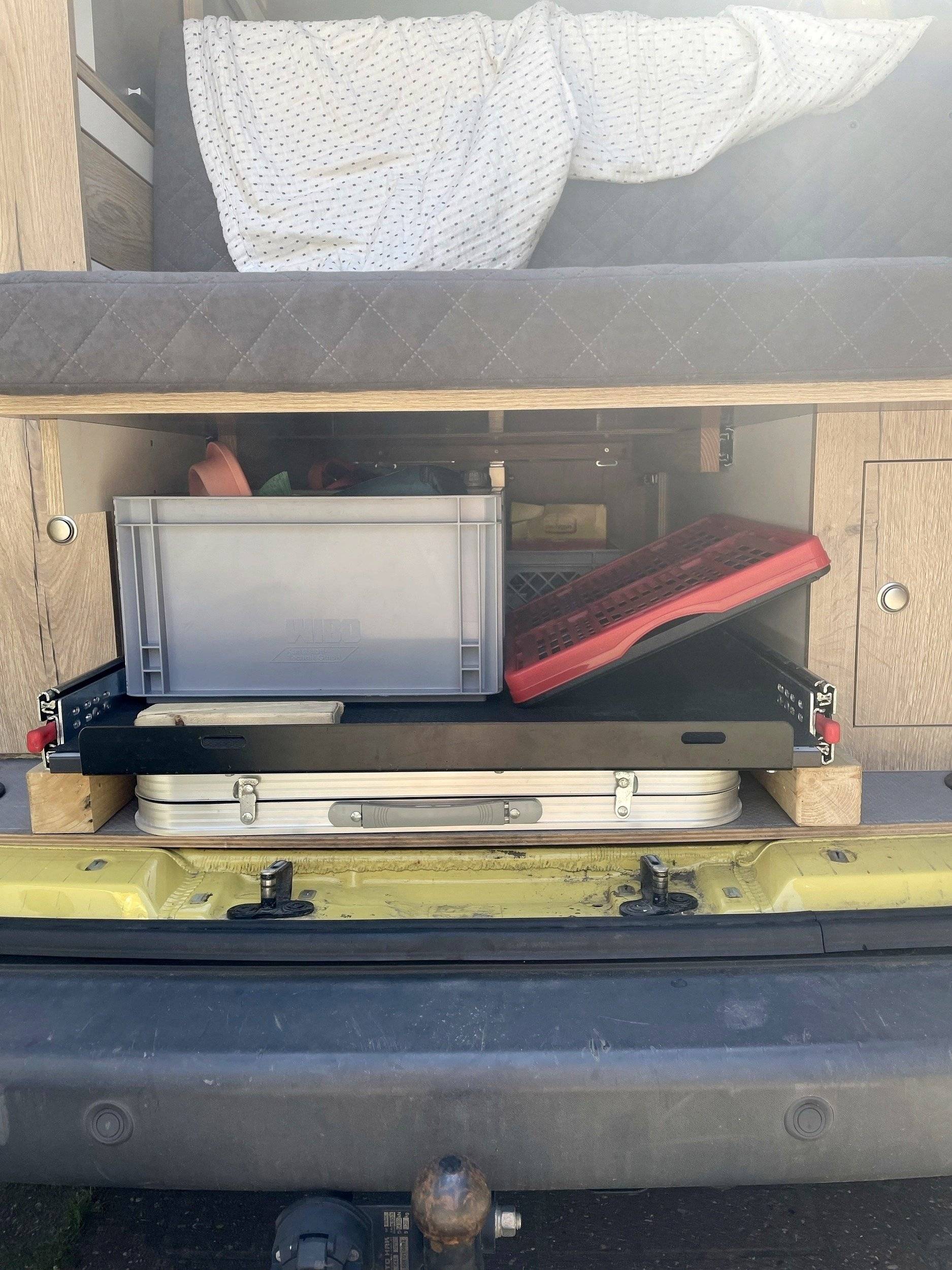 Volkswagen T5 2 l 84 ch