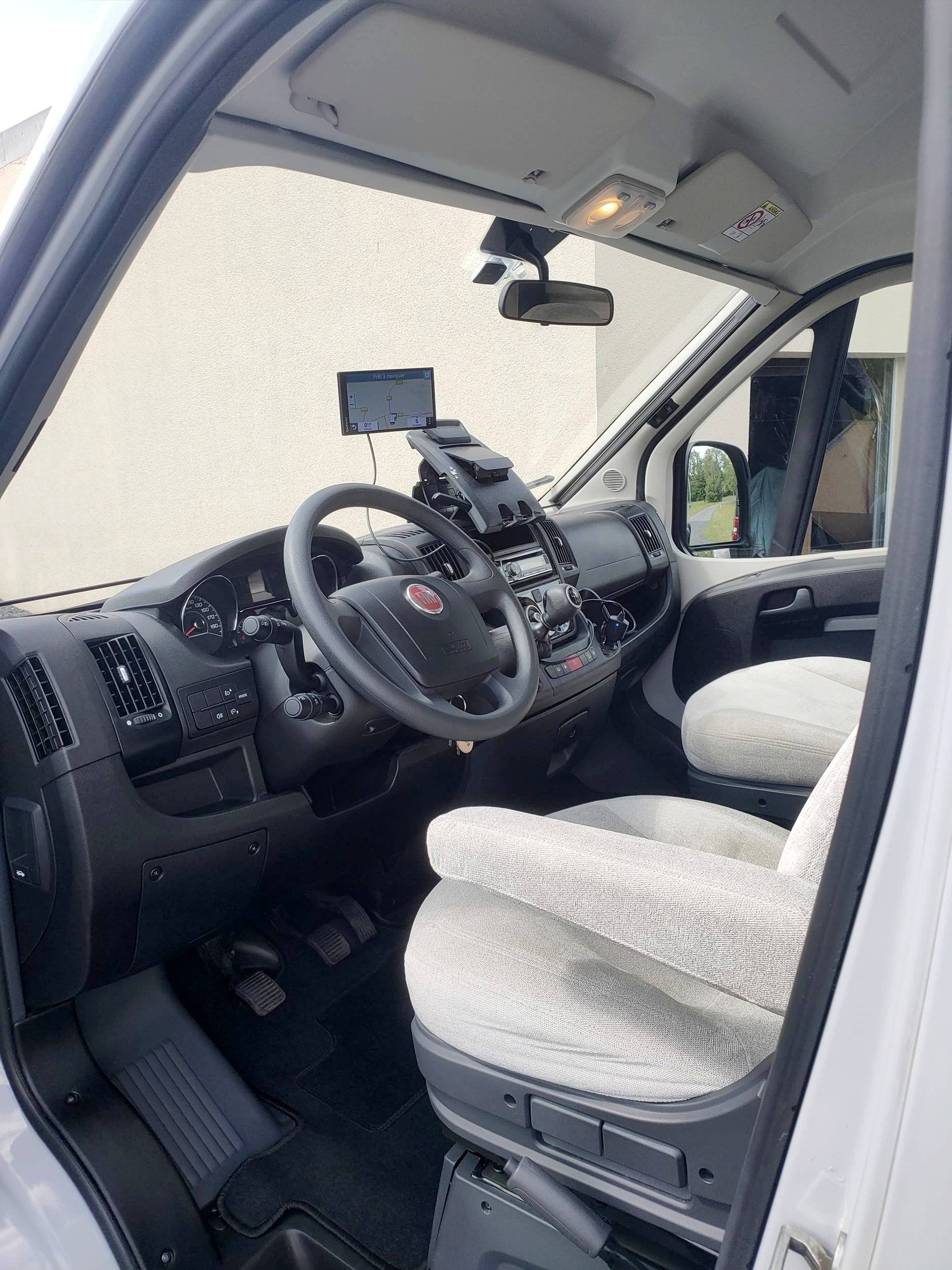 Font Vendôme Séjour Terra Van