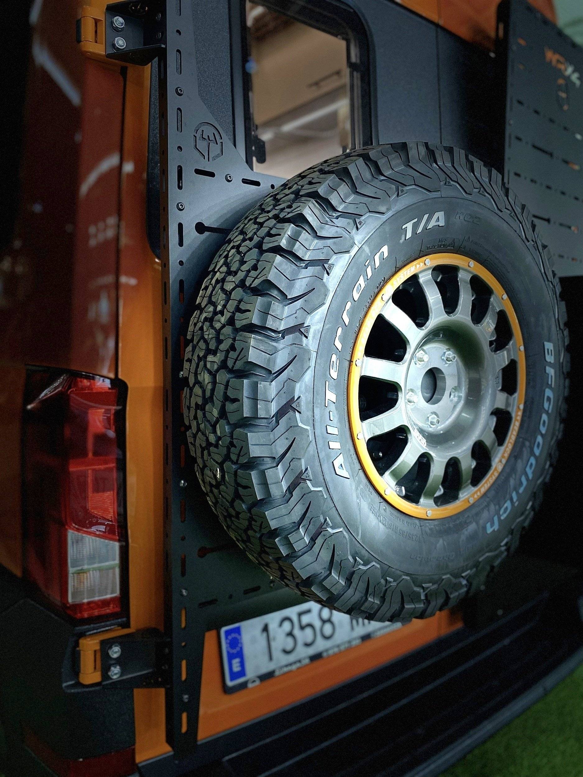 TGE3 180CV L4H4 4X4 MAN