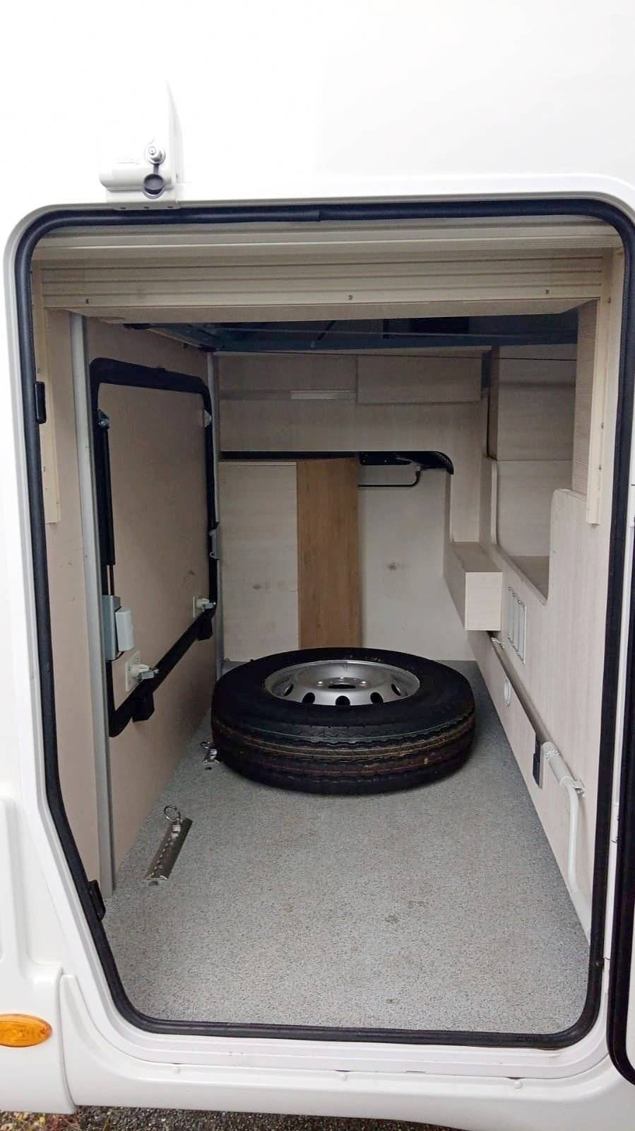 Challenger Mageo 348 Premium