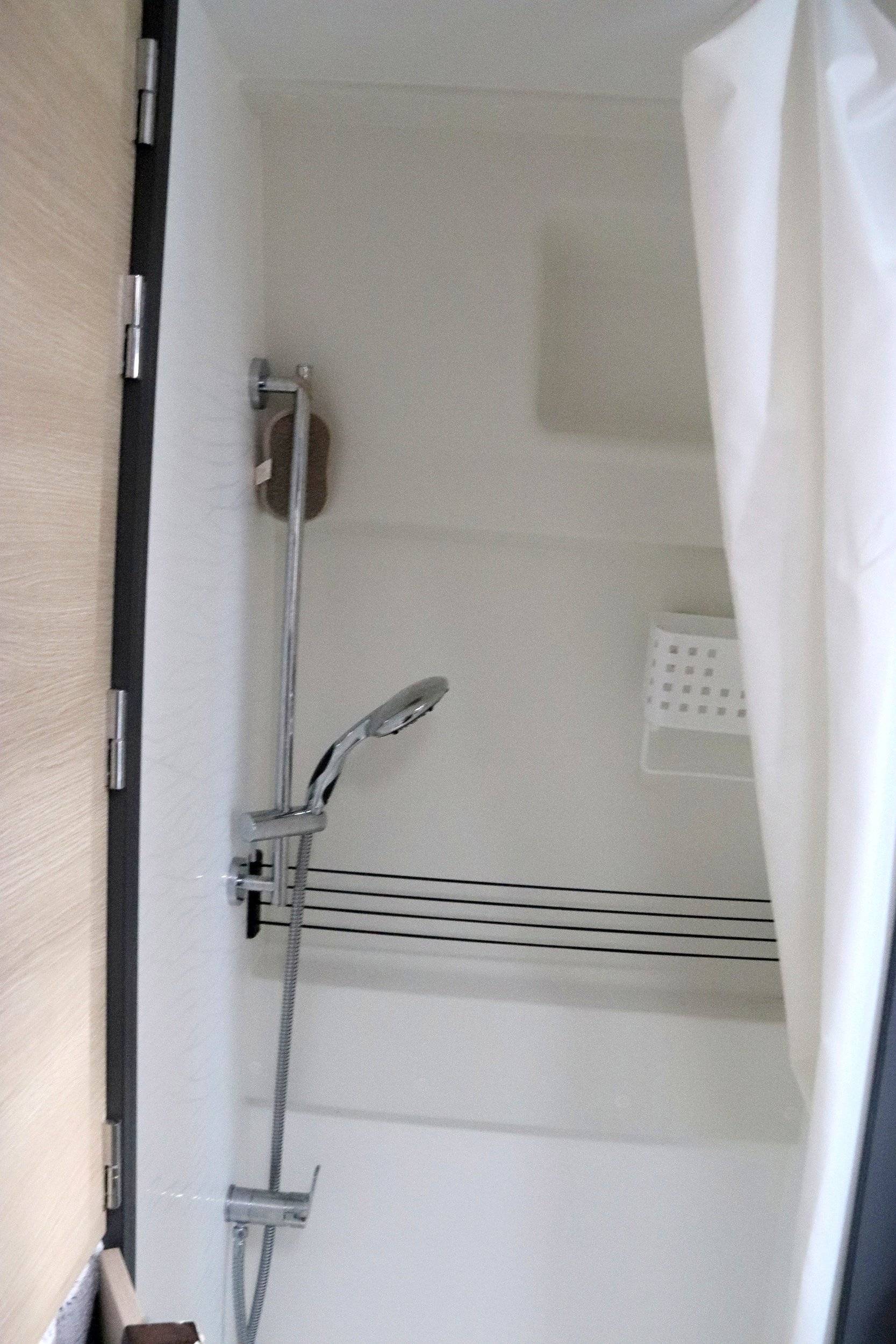 Berth Peugeot Boxer - Yescapa