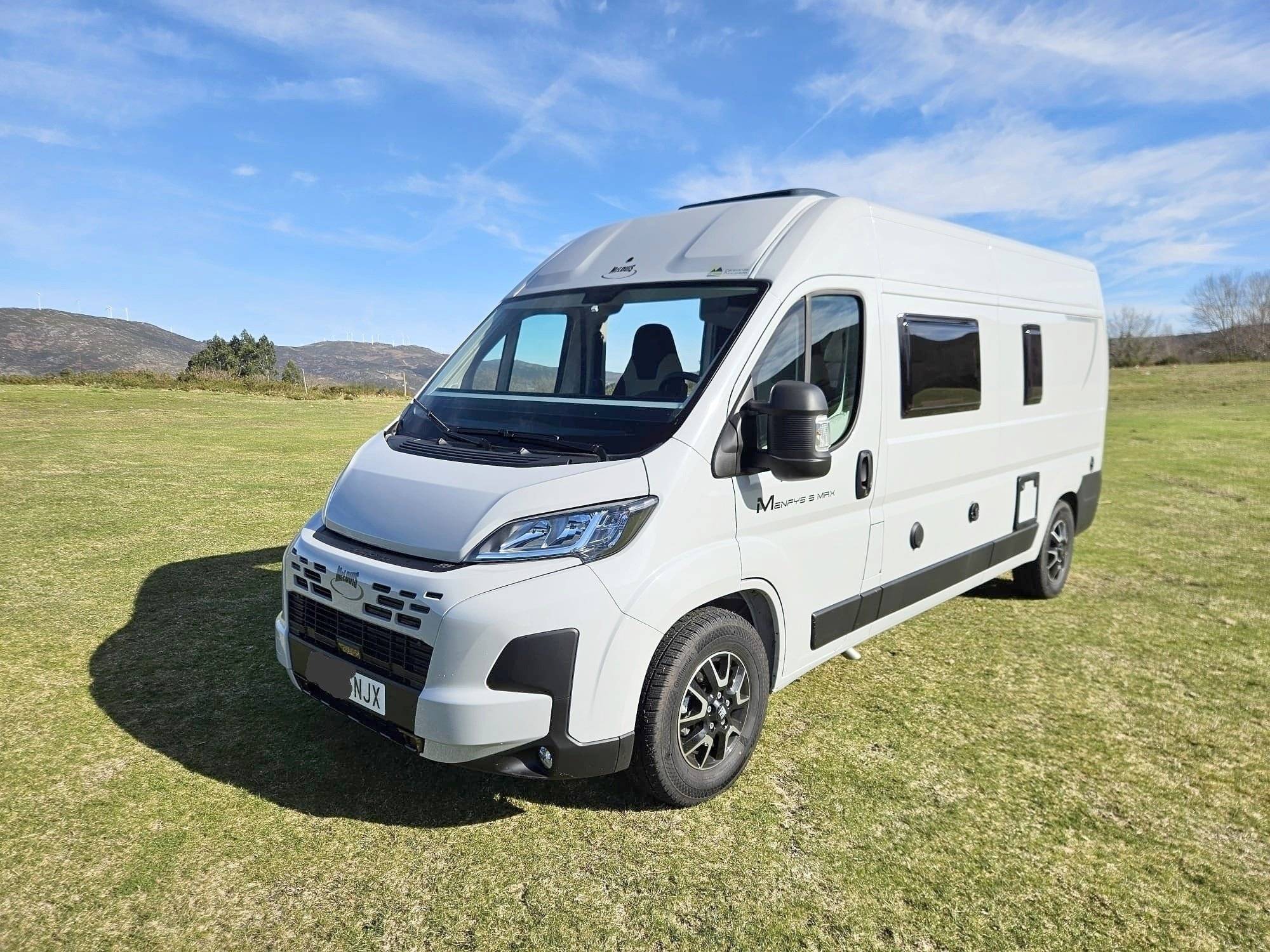 Voorkant 3/4 Fiat - Yescapa