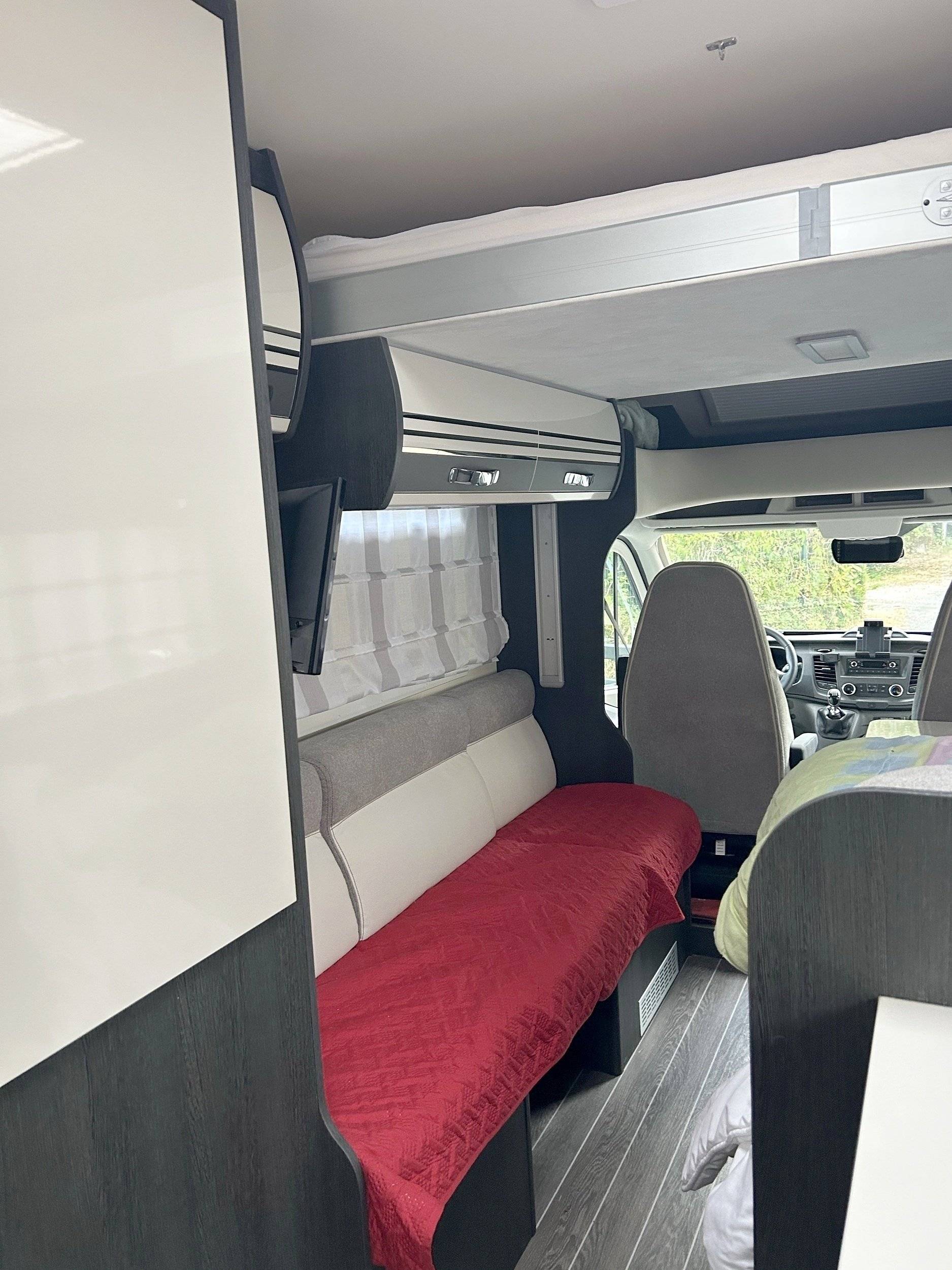 Ford Transit 2,0 l 170 ch