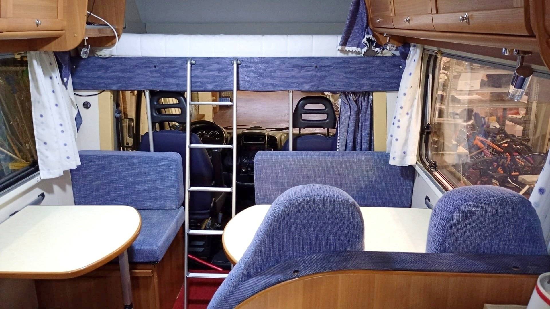 Dinette Fiat Fiat ducato 2.8l JTD - Yescapa