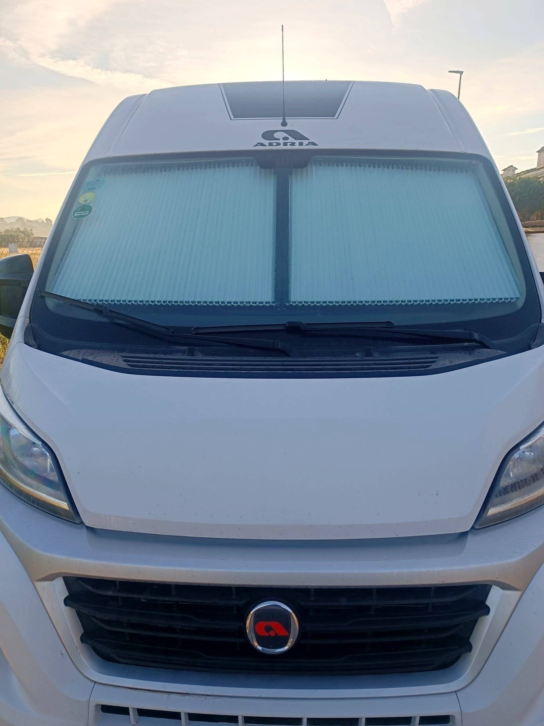 Adria Twin 600 SPB Family