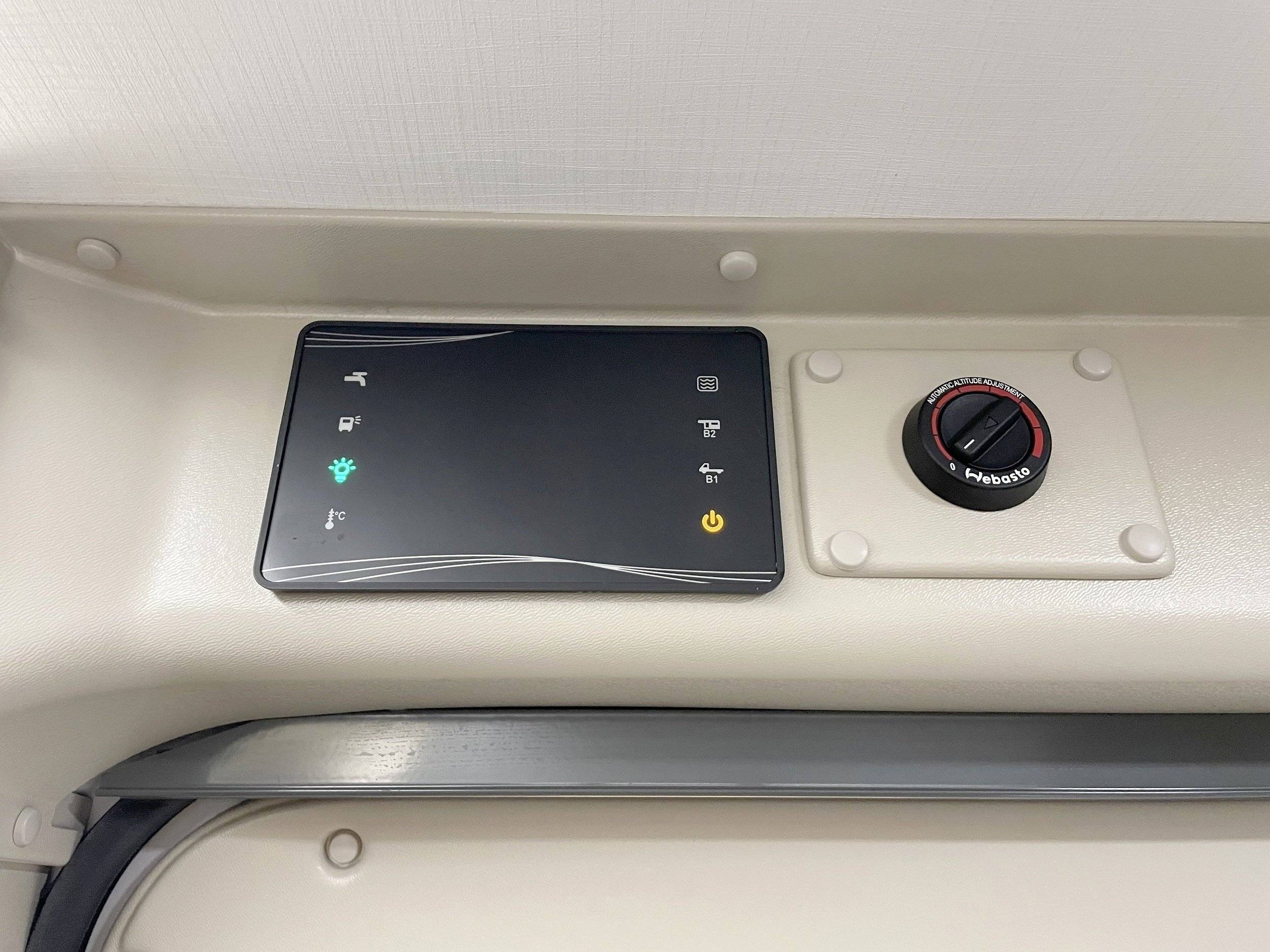 Benimar Benivan B144