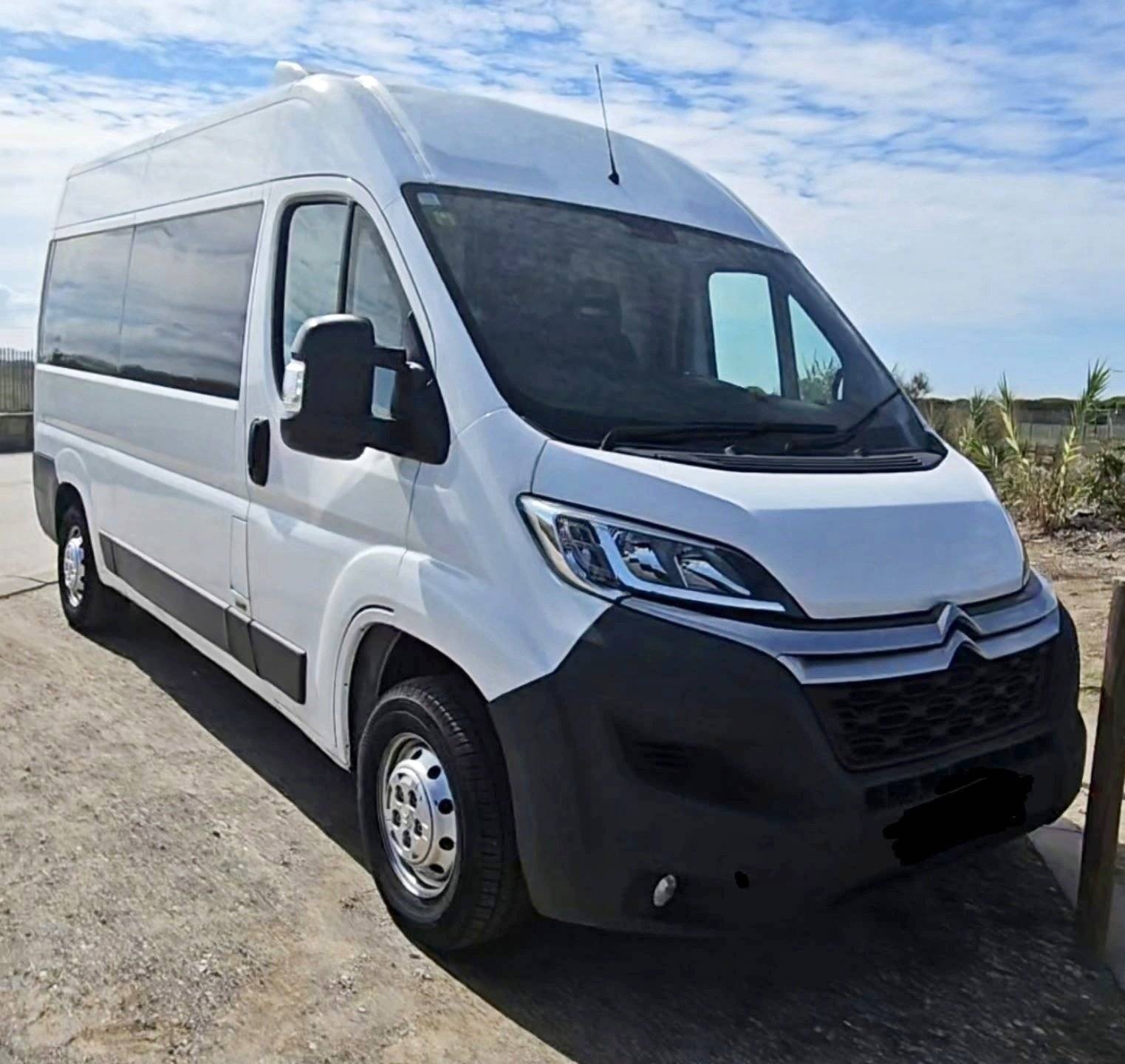 schräge Vorderansicht Citroën Citroën jumper - Yescapa