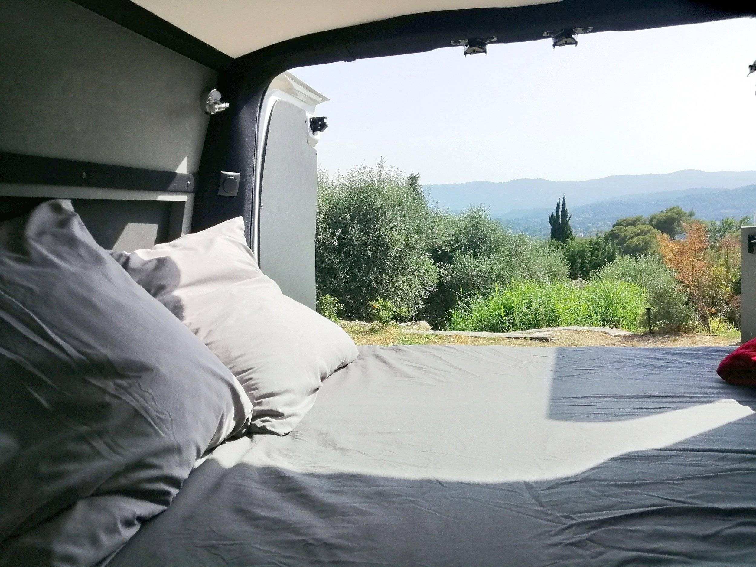 eastwander Renault master