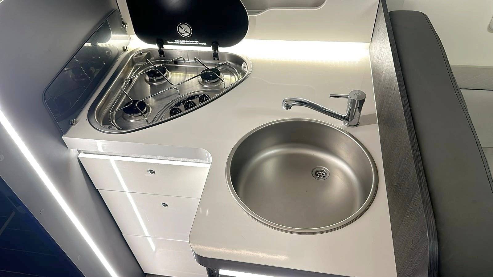 Kitchenette Ford ford transit - Yescapa