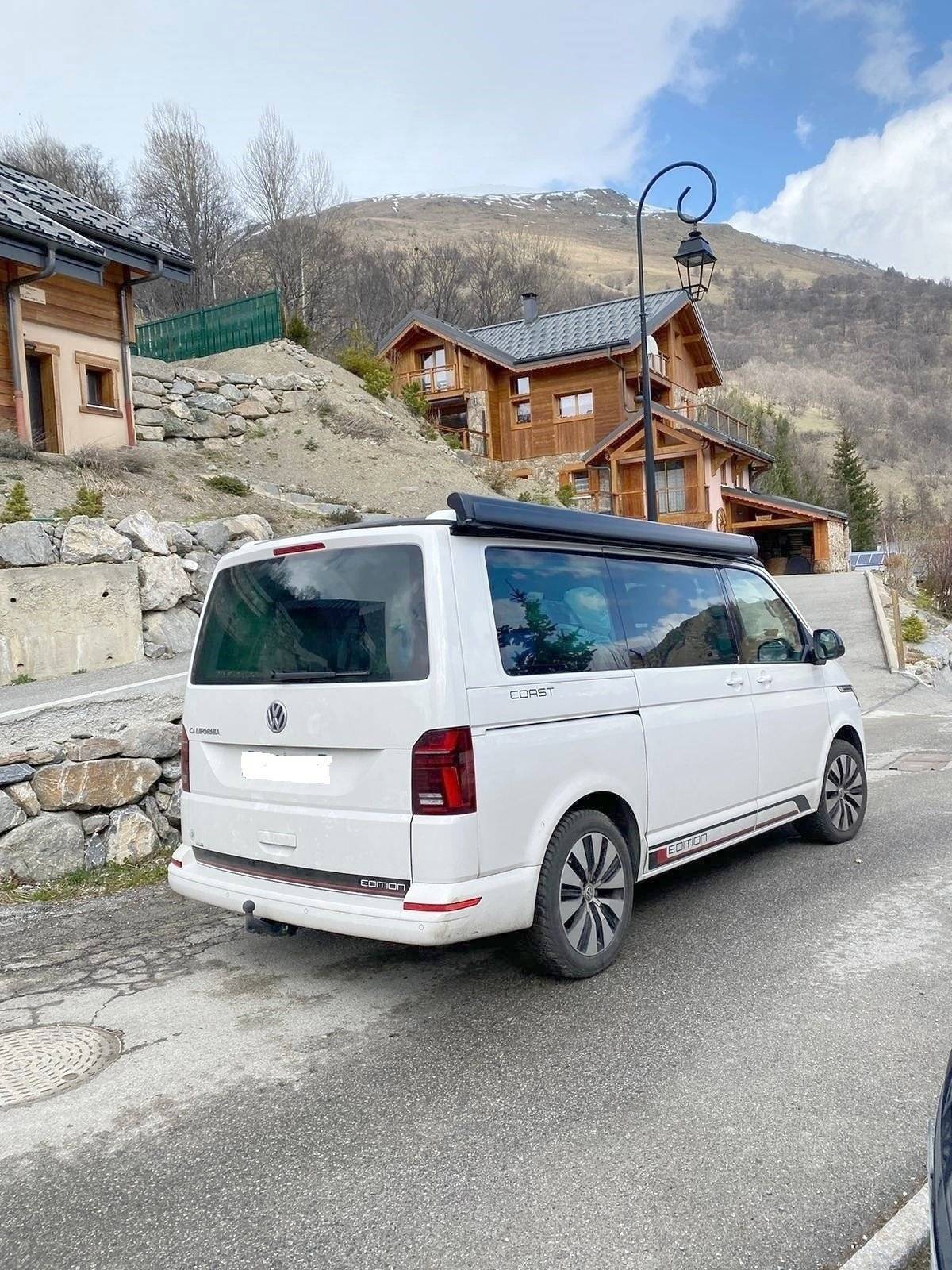 Achterkant Volkswagen VOLKSWAGEN CALIFORNIA - Yescapa