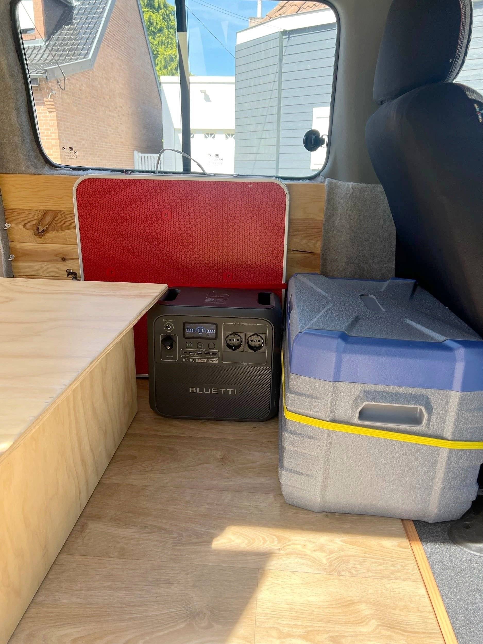 Hyundai H1