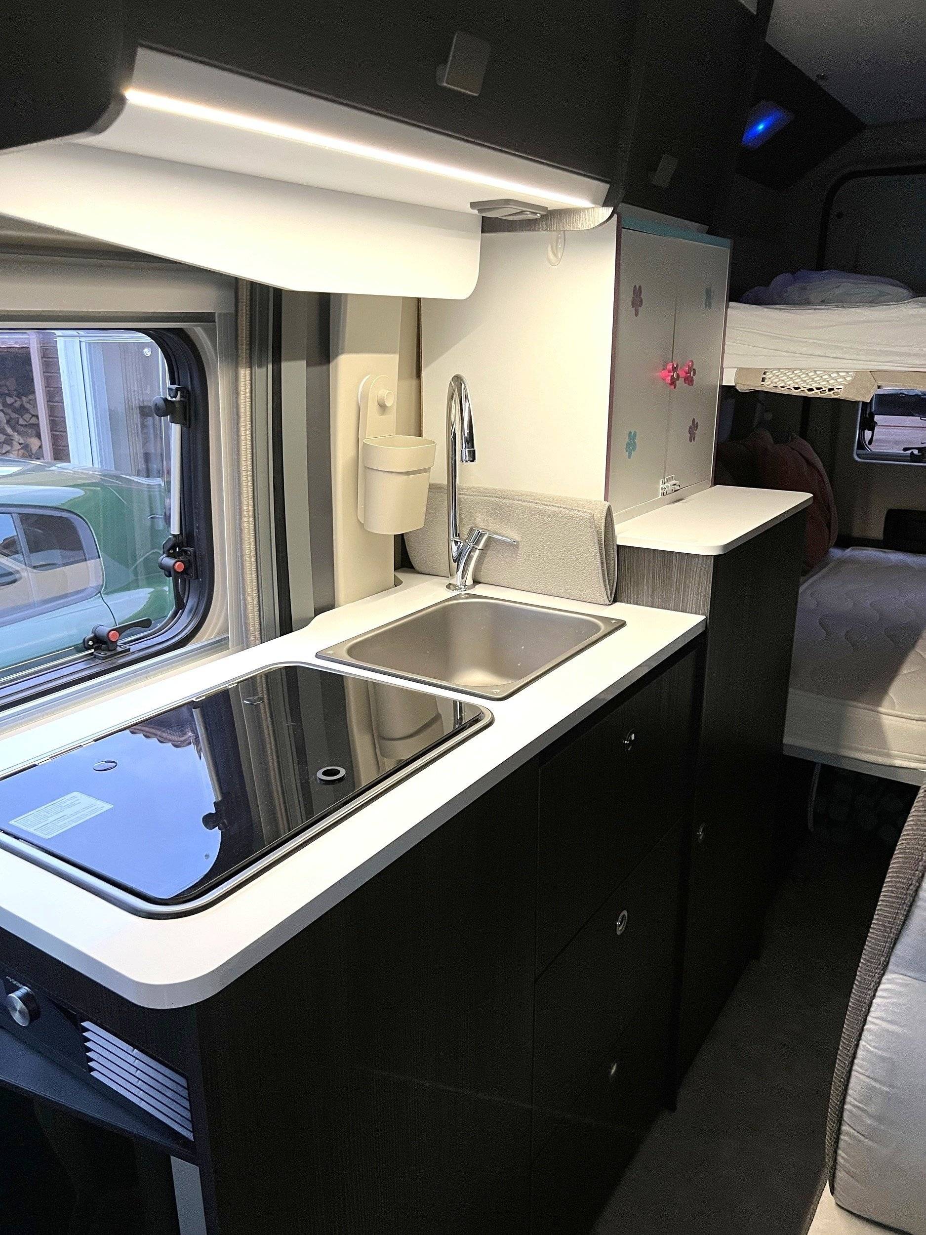 Benimar BENIVAN 120 UP