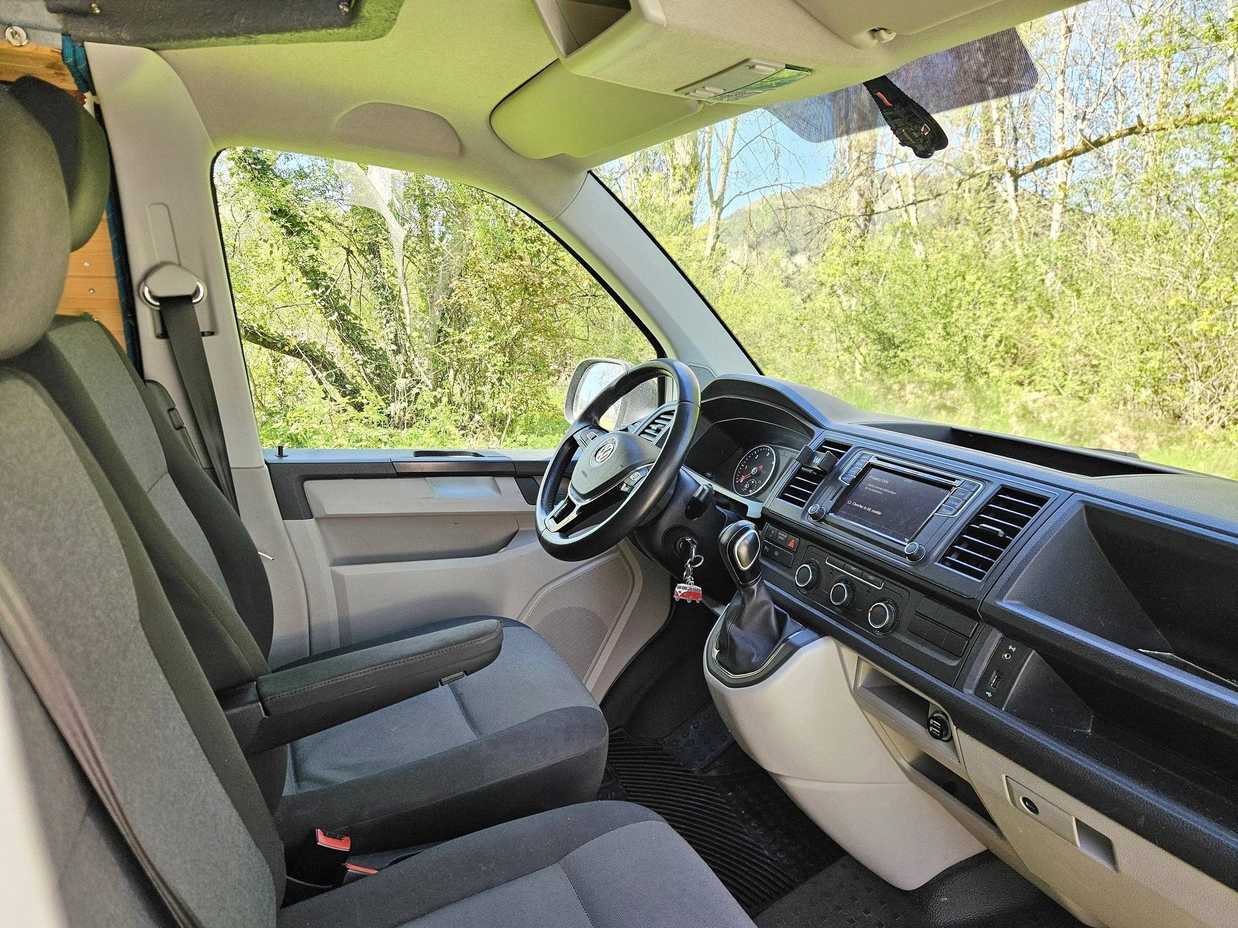 moi Volkswagen T6