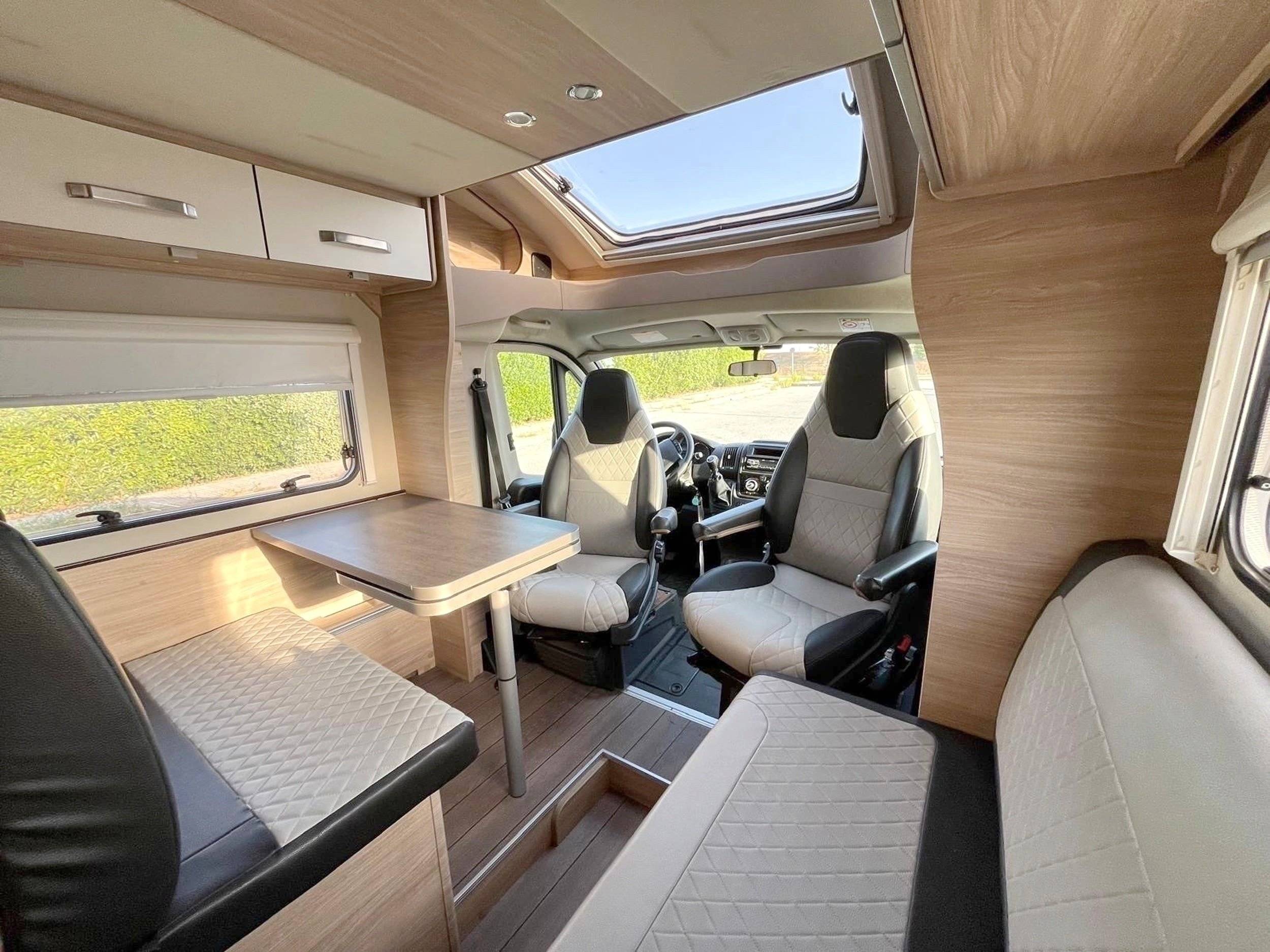 Comedor Fiat Ducato 120 Multijet - Yescapa