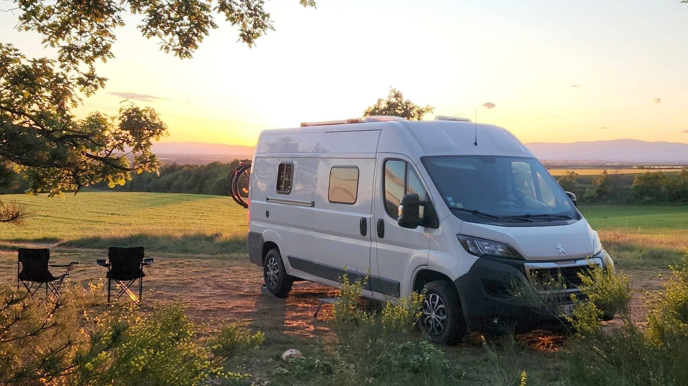 Peugeot Boxer 2,2 l hdi 130 ch