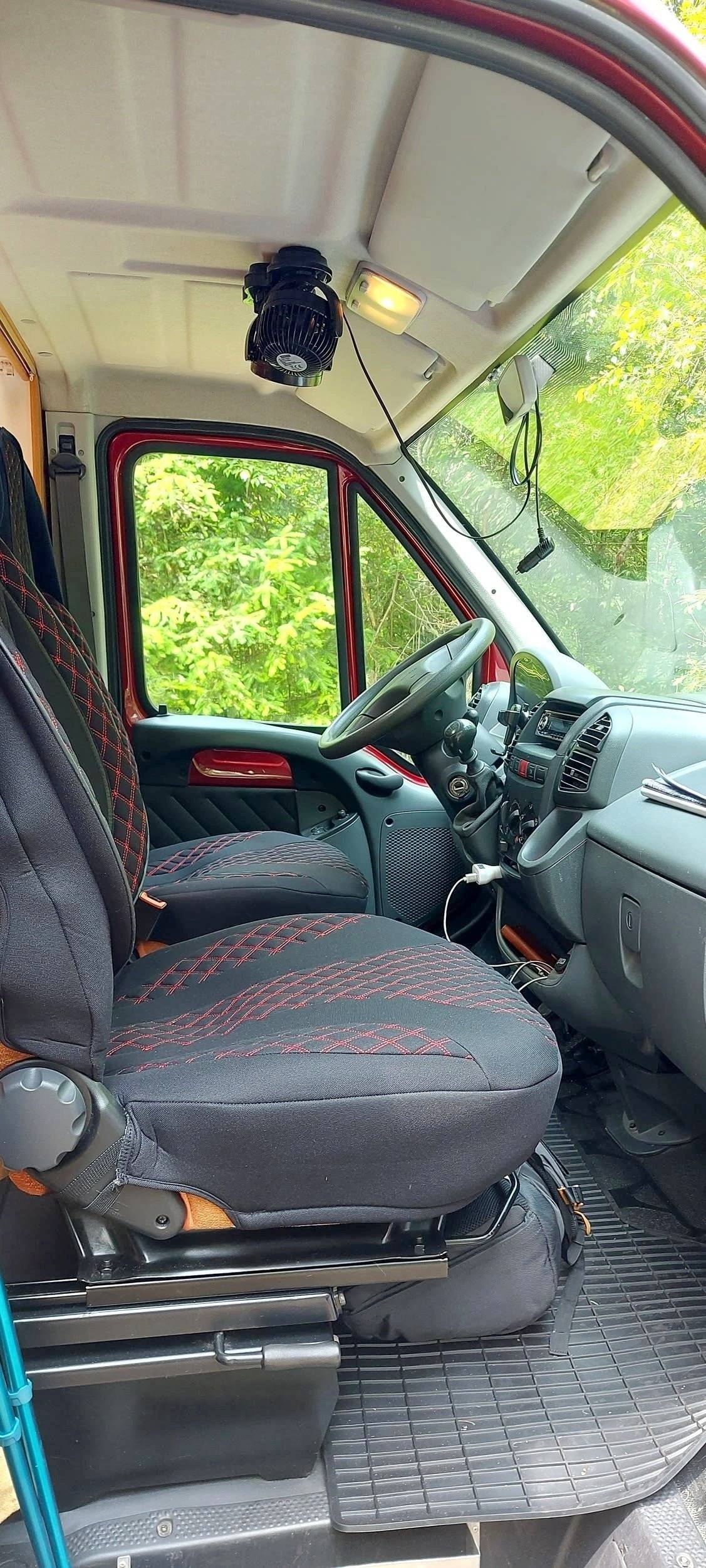 Moncayo liberty van 4 FIAT Ducato 2,8 JTD 18 Q Maxi