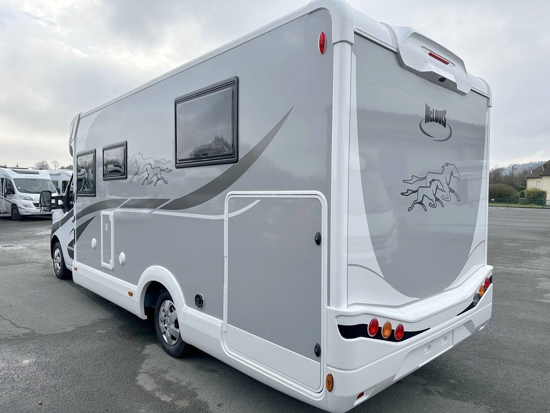 Mclouis Mclouis Yearling 89