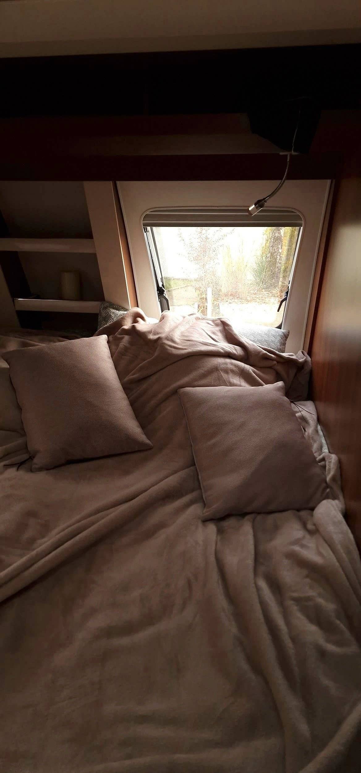 Berth Mercedes 1,6 l 114 ch - Yescapa