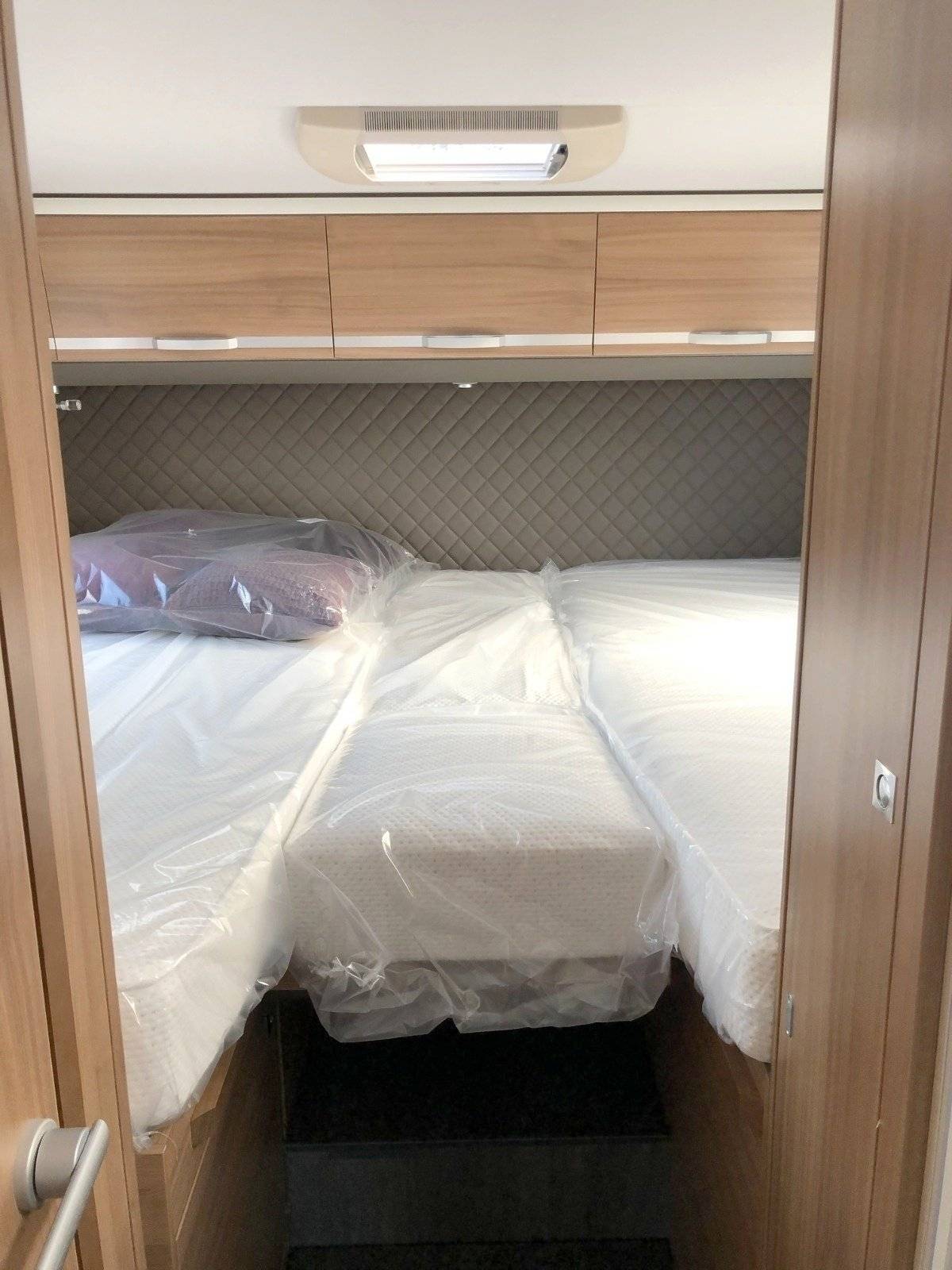 Adria Coral XL Axess 670 SL