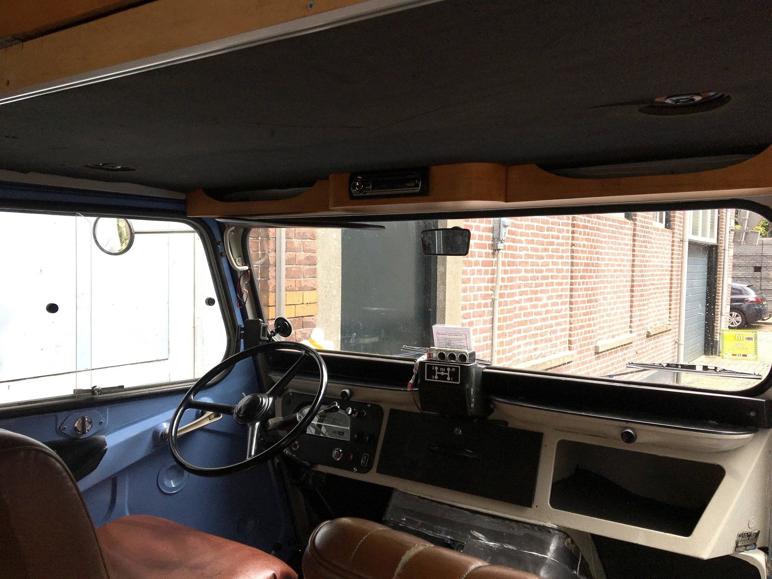 Driver's compartment Citroën - Yescapa