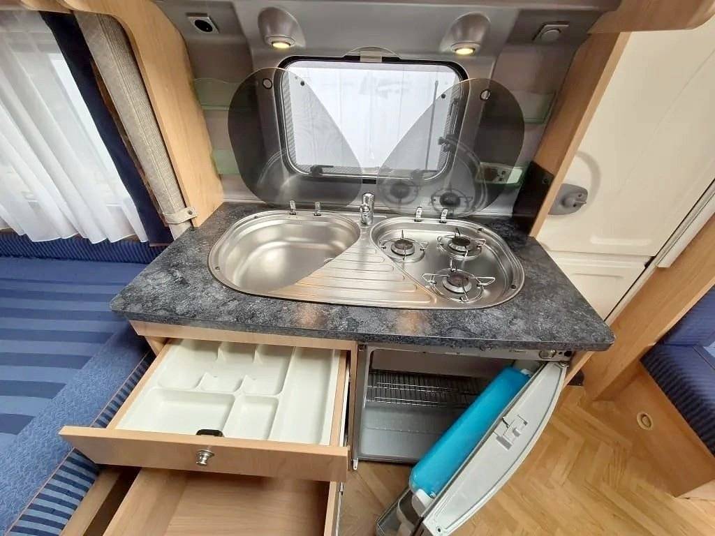 Angolo cucina bürstner - Yescapa