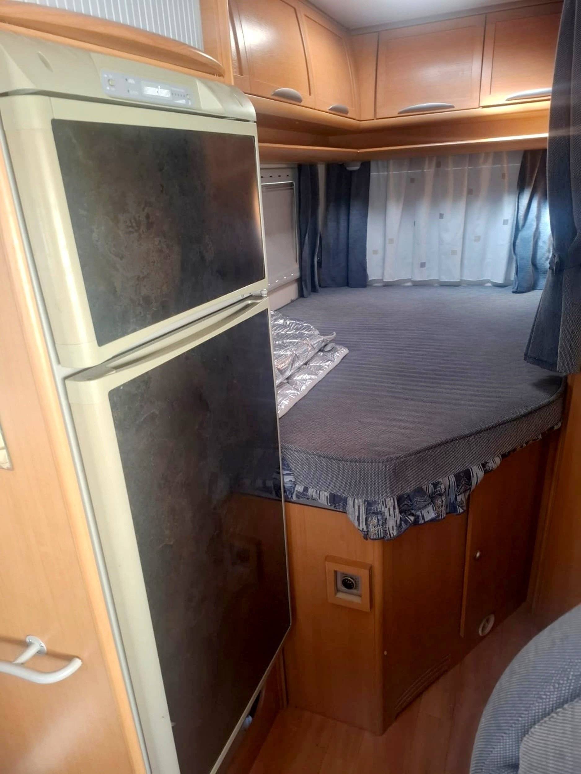 llits Fiat Ducato 2.8 JTD - Yescapa