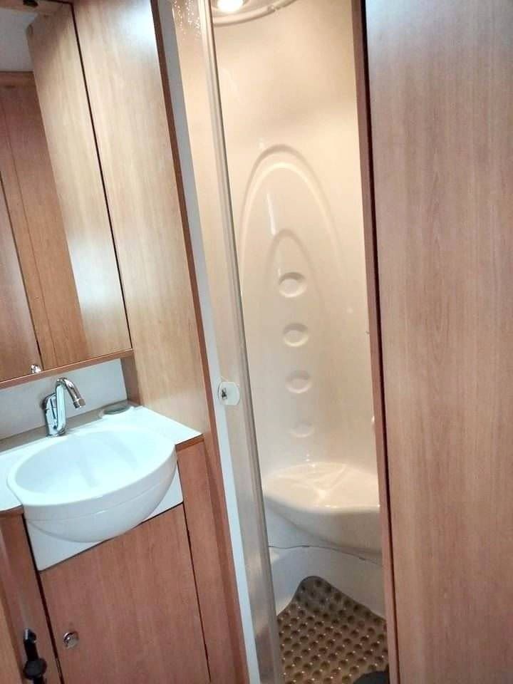 Laika Transit 2,4 l TDCi 140 ch.