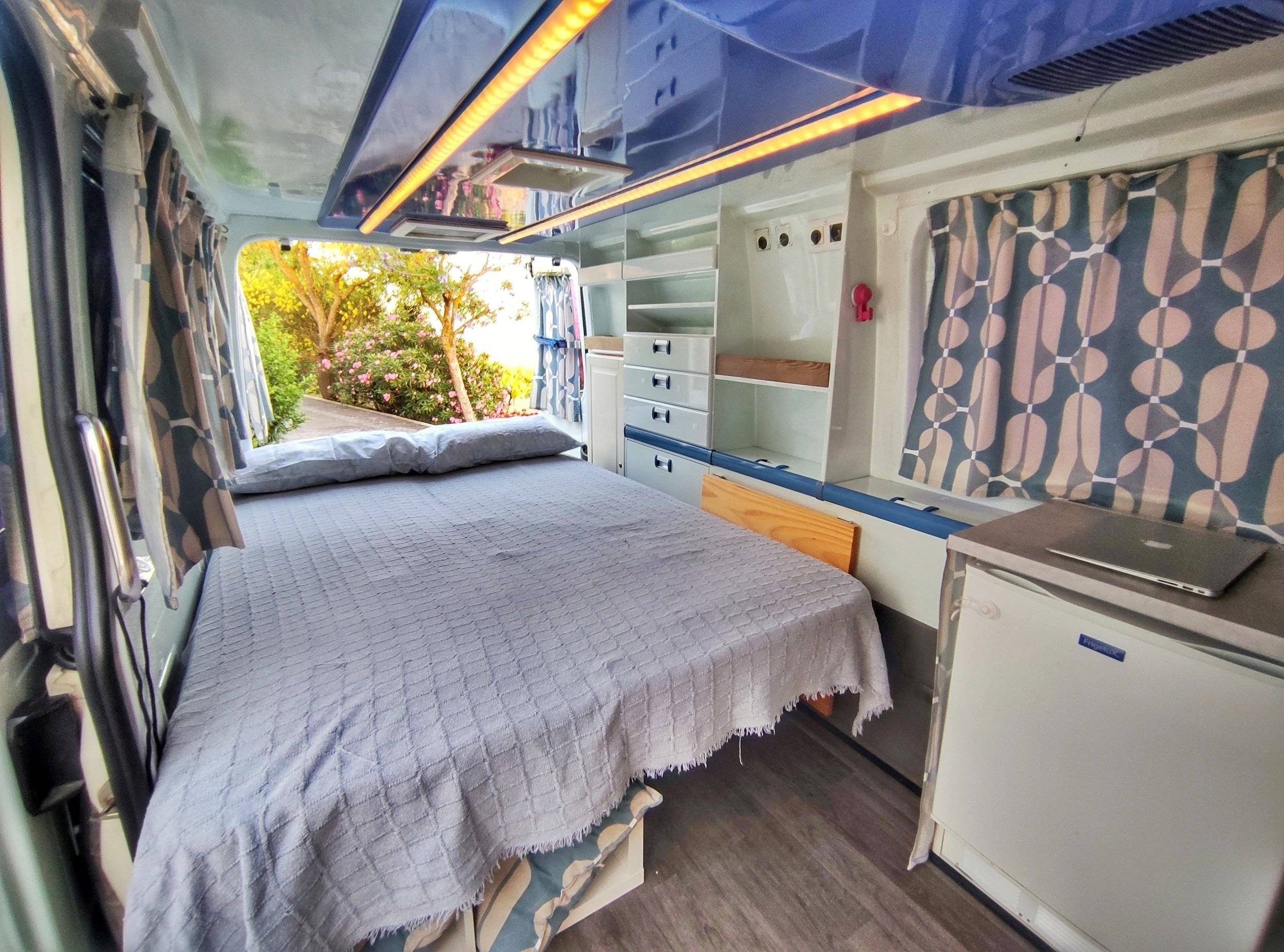 Volkswagen Crafter 2,5 l 109 ch