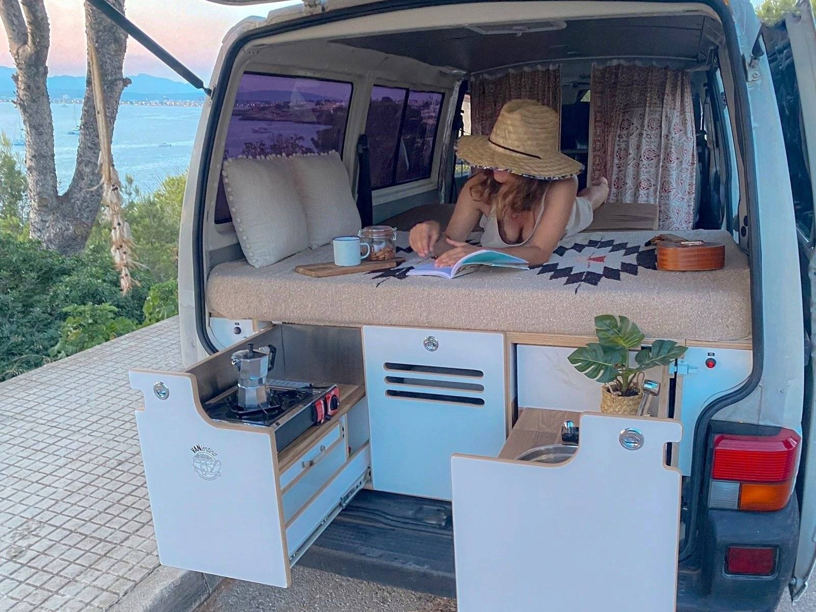 Volkswagen surfersvan