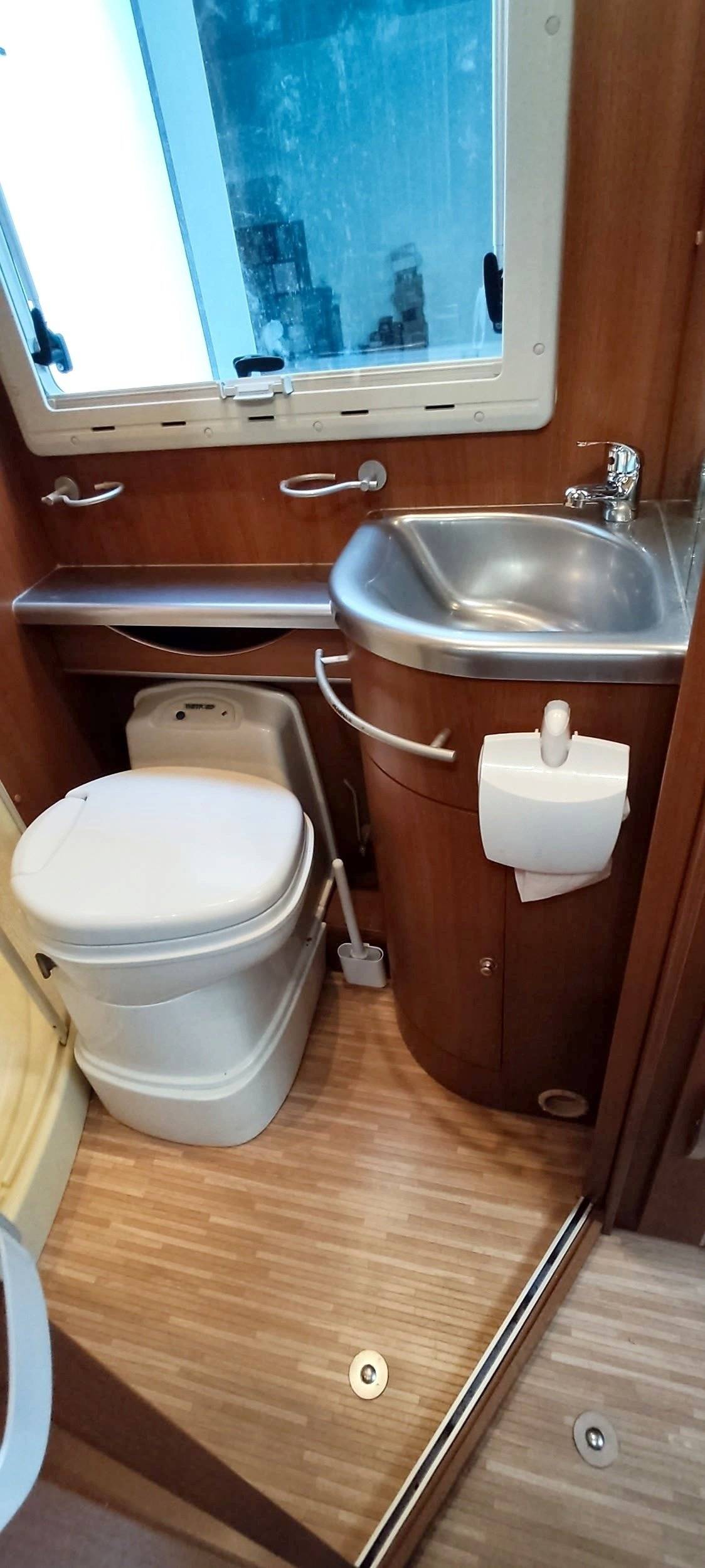 Mclouis Tandy 670 Plus