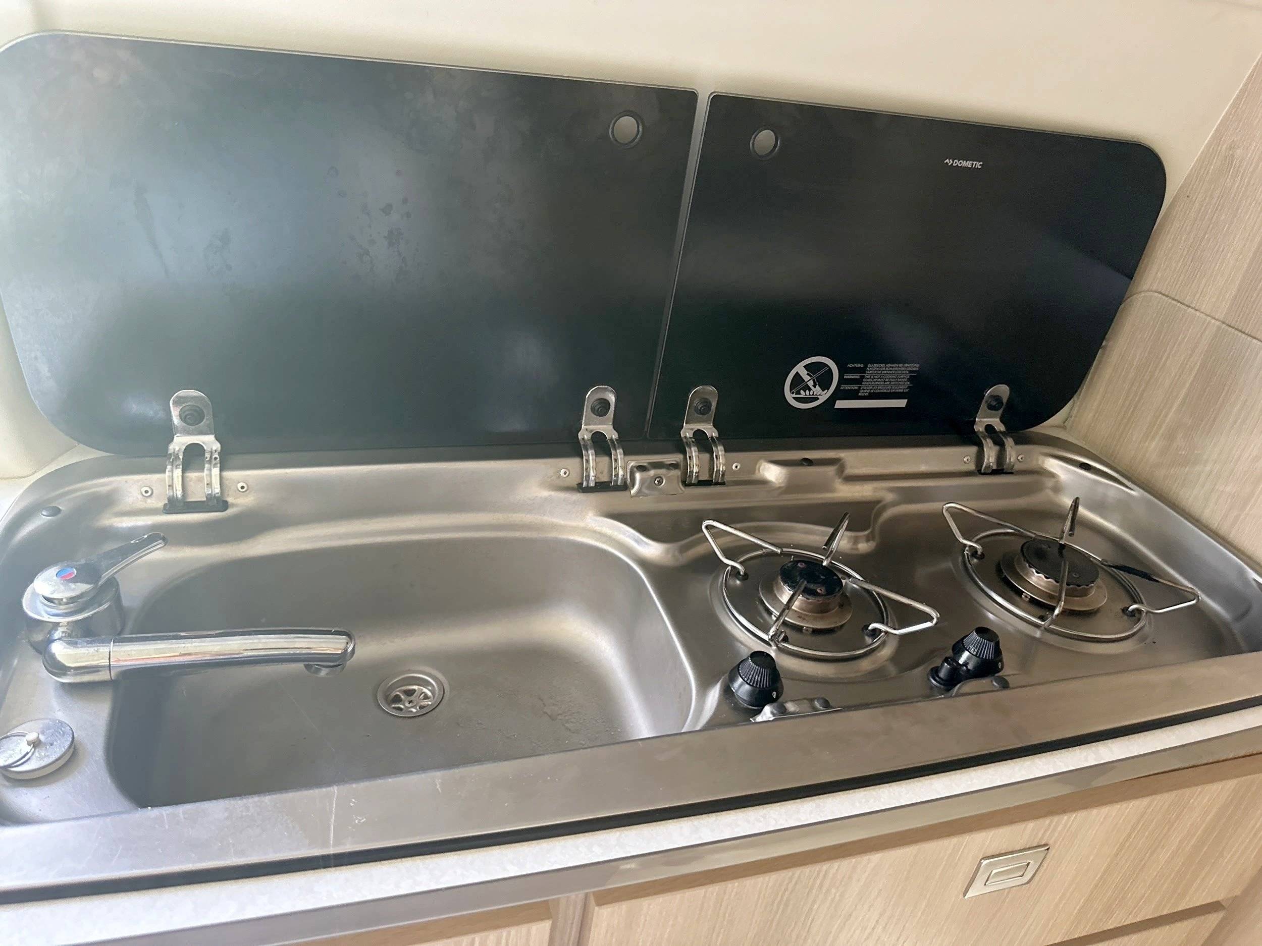 Cozinha Ford Transit Custom 2,0 l 130 ch - Yescapa