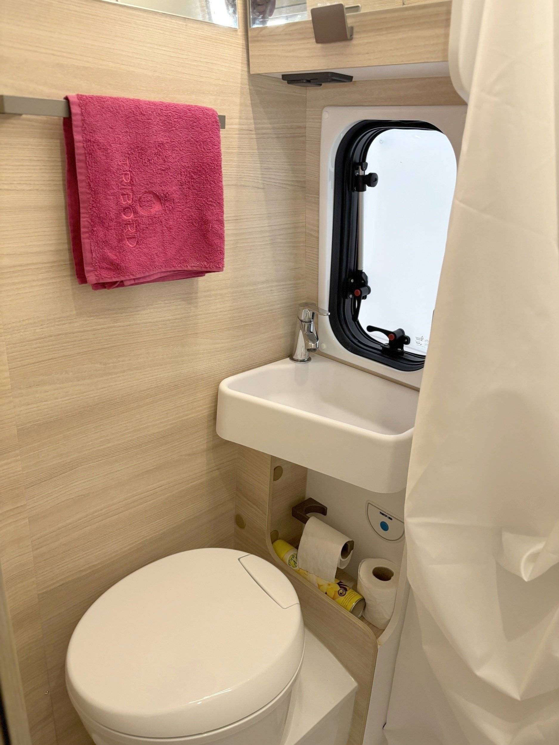 Chausson Chausson V594 First Line