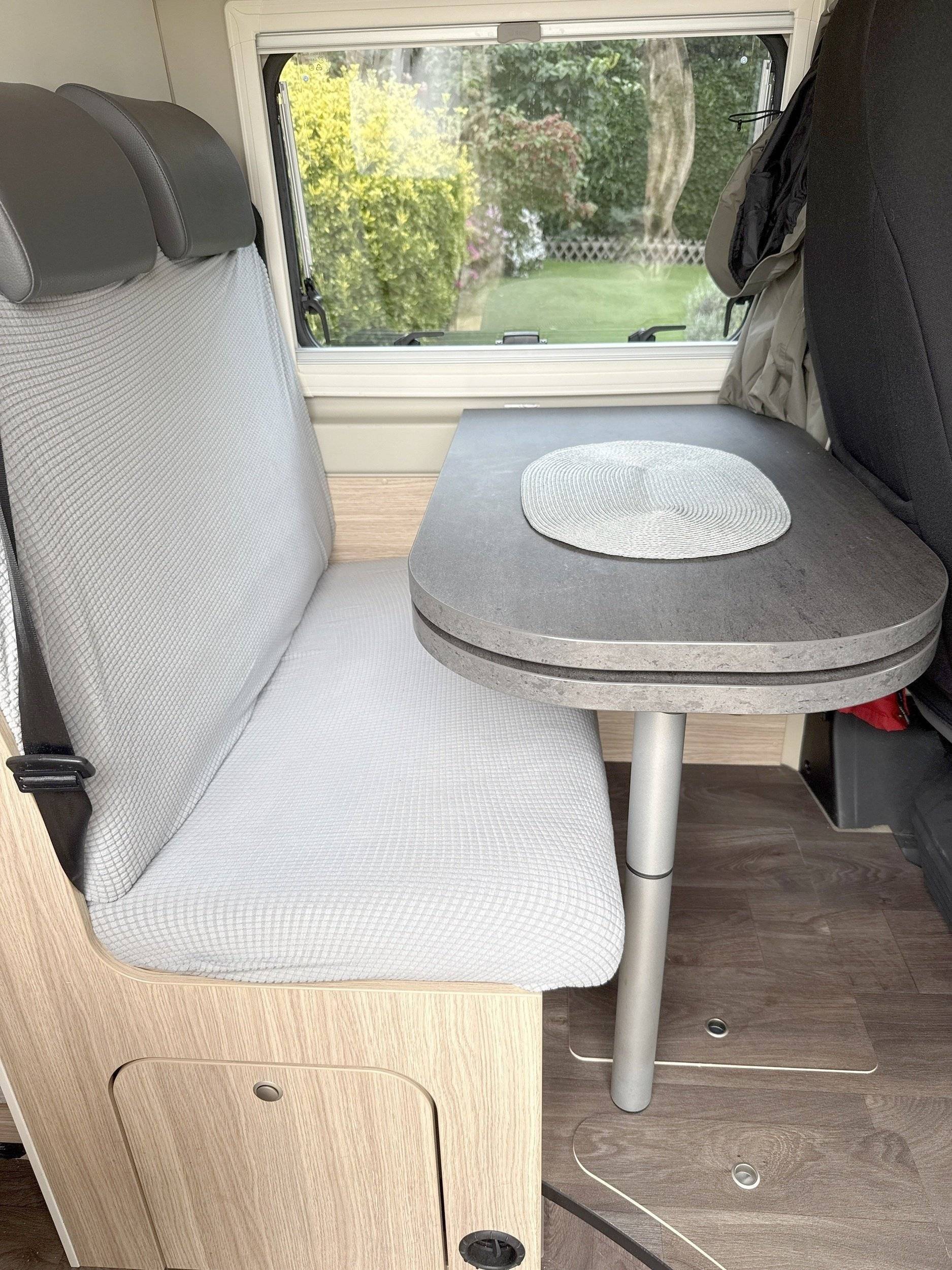 Coin repas Fiat FIAT DUCATO - Yescapa