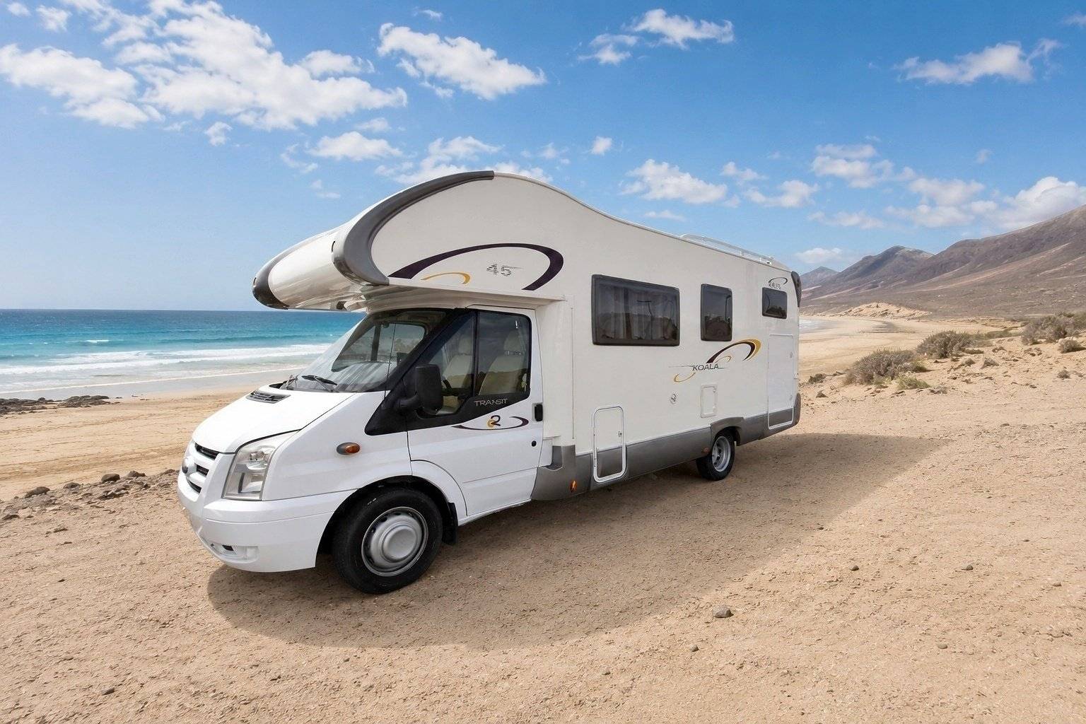 Vista de 3/4 Ford - Yescapa