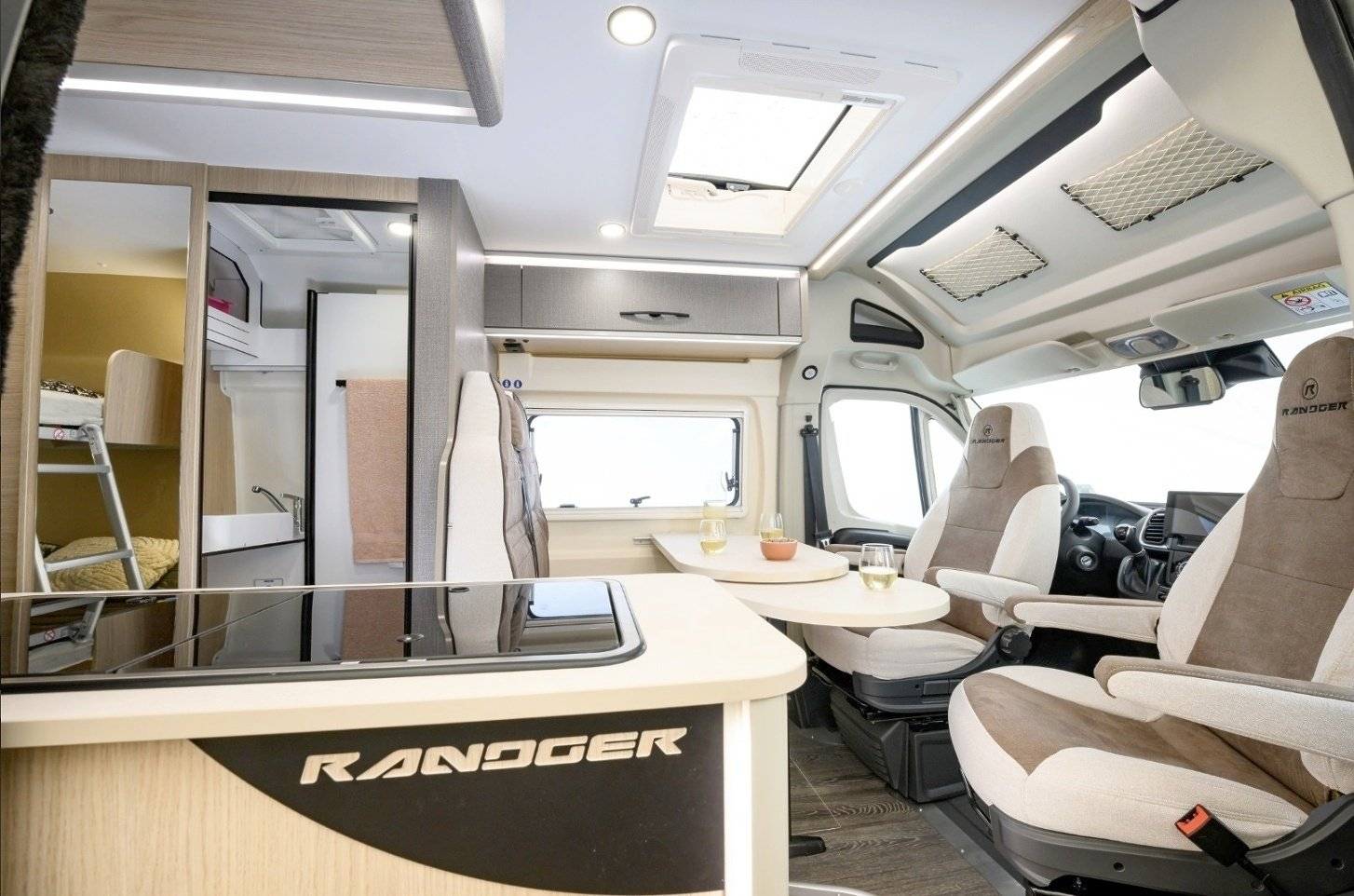 Dinette Fiat Fiat - Yescapa