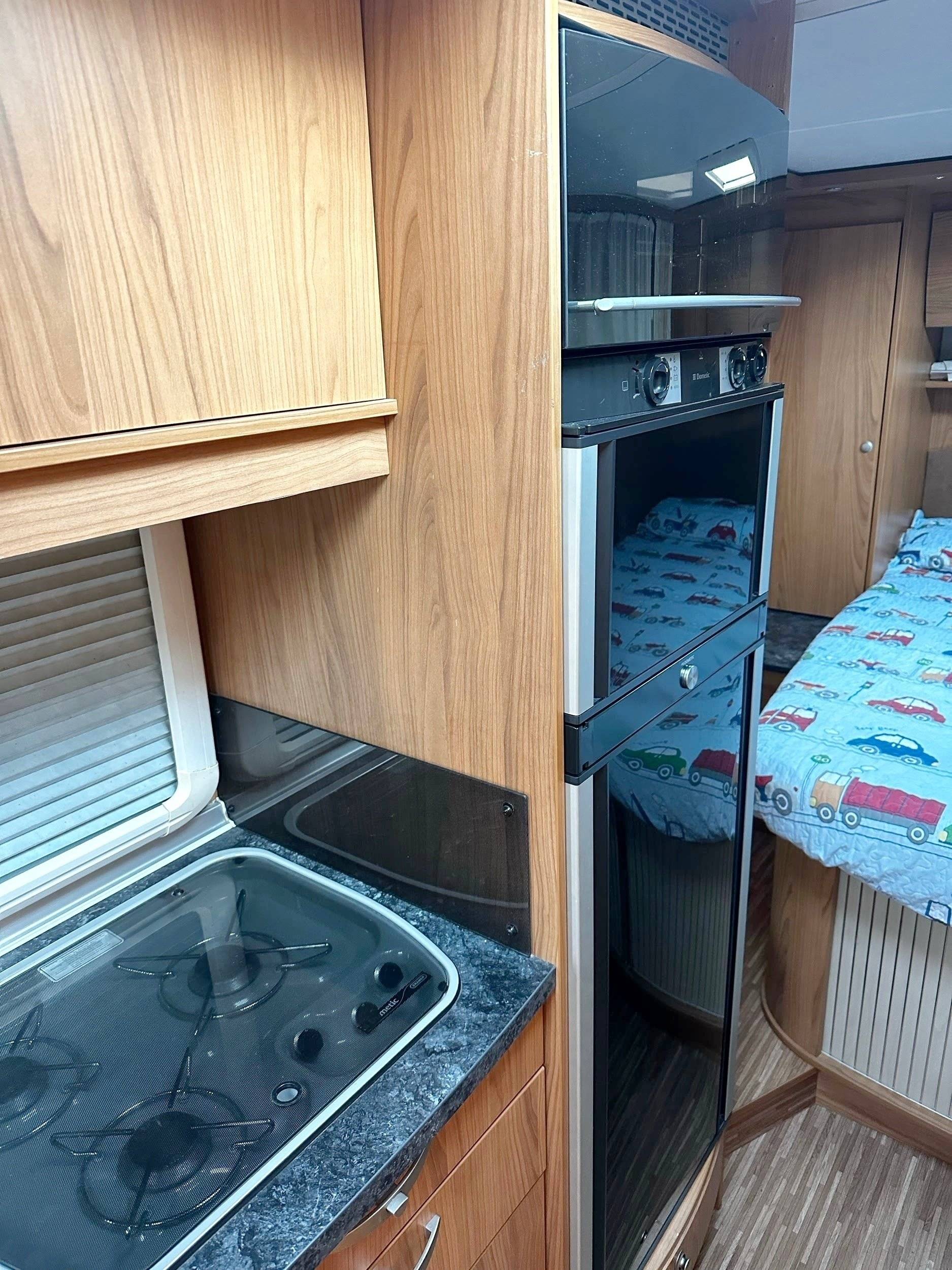 Bürstner I 725