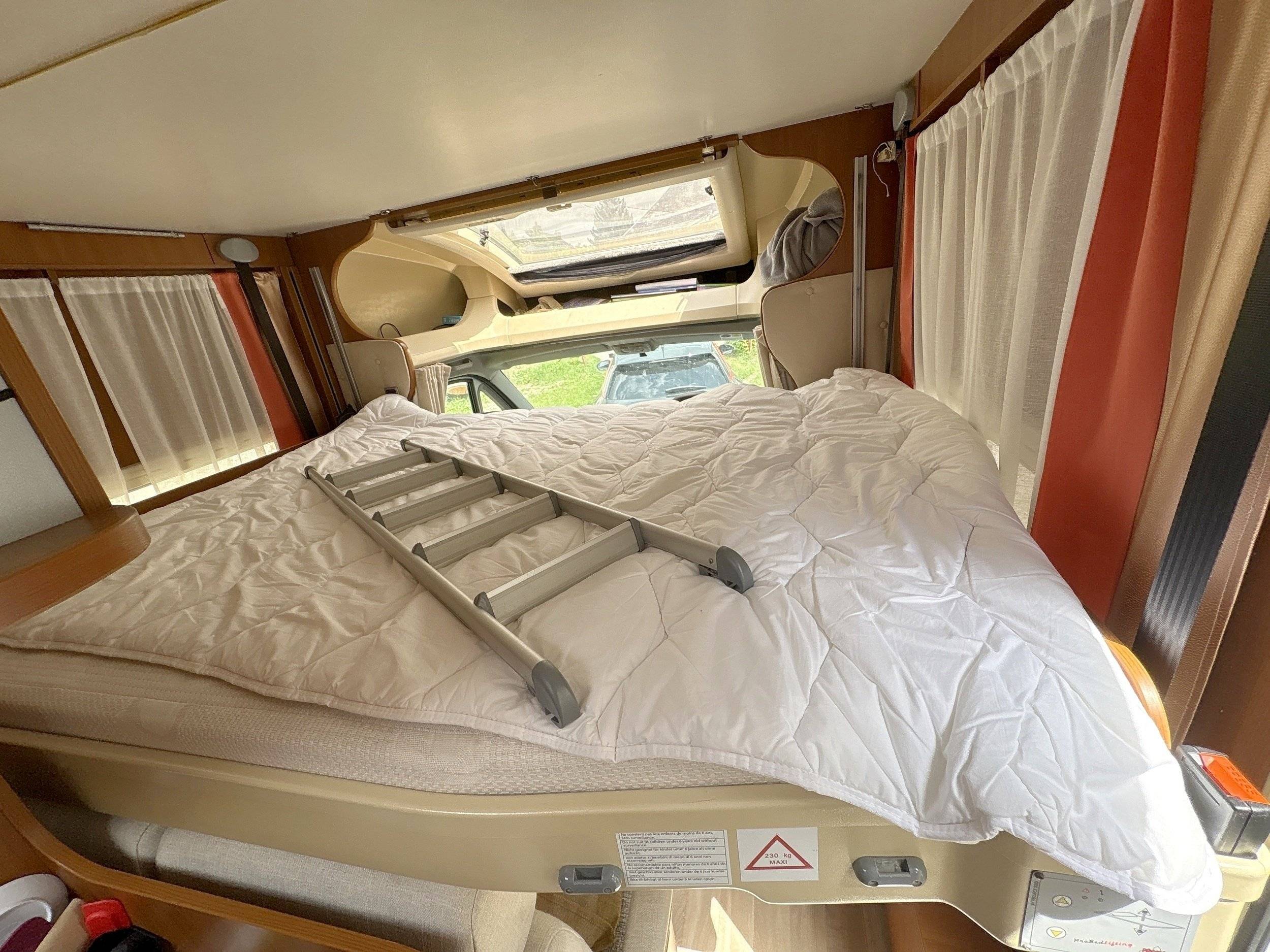 Berth Fiat Ducato 2,0 l 130 ch - Yescapa