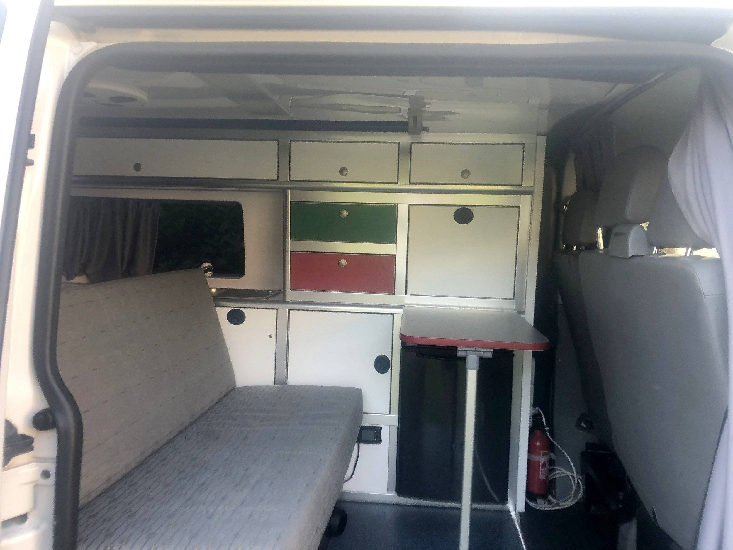 Volkswagen T5 2 l 140 ch