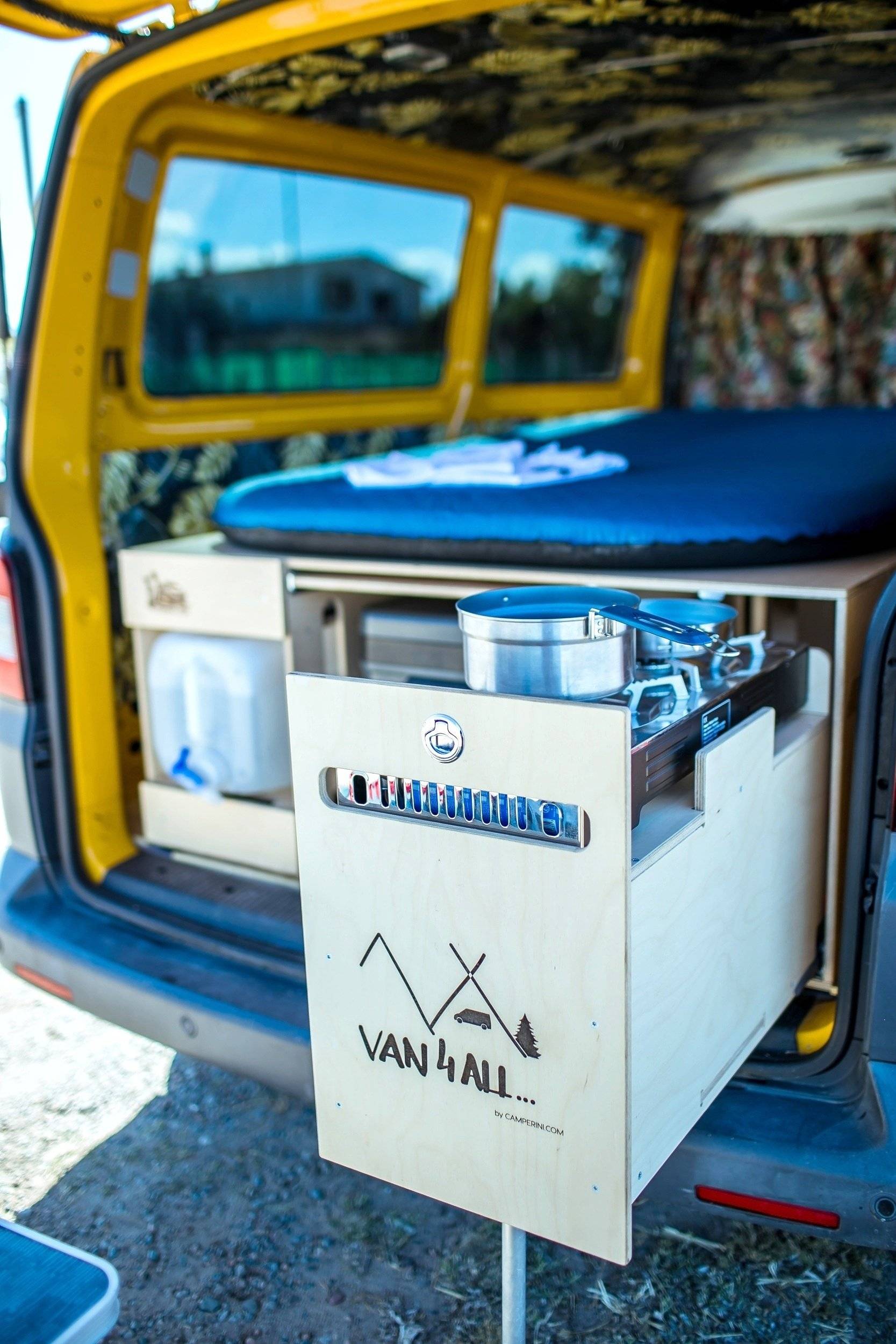 Camp'In Box T5 2 l 140 ch