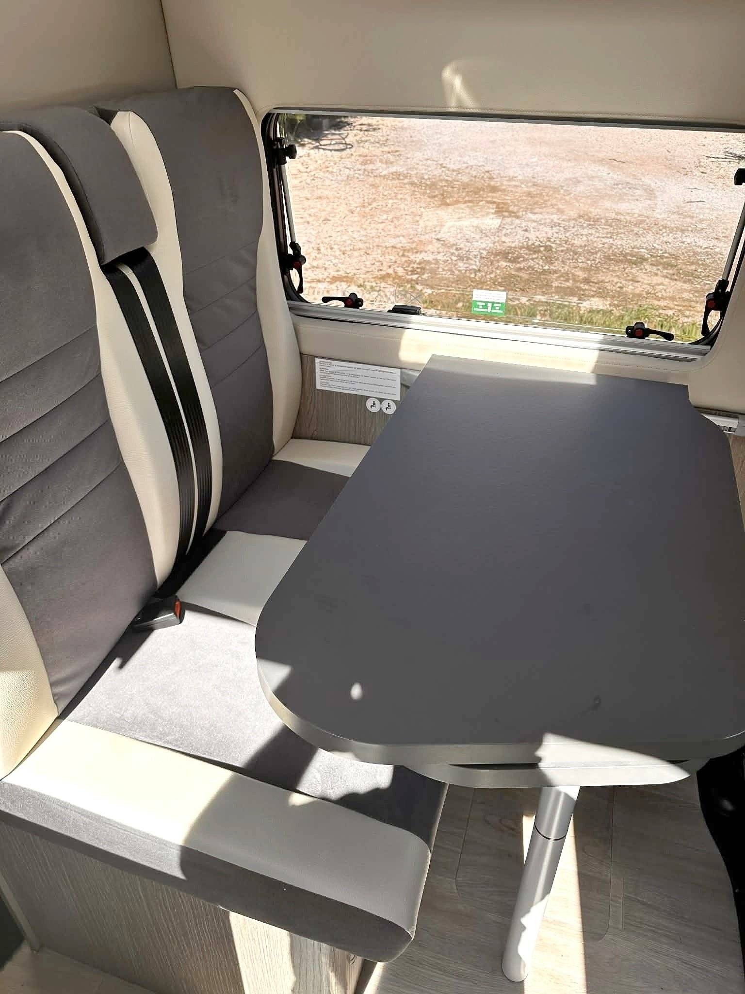 Chausson V594 MAX ROADLINE VIP