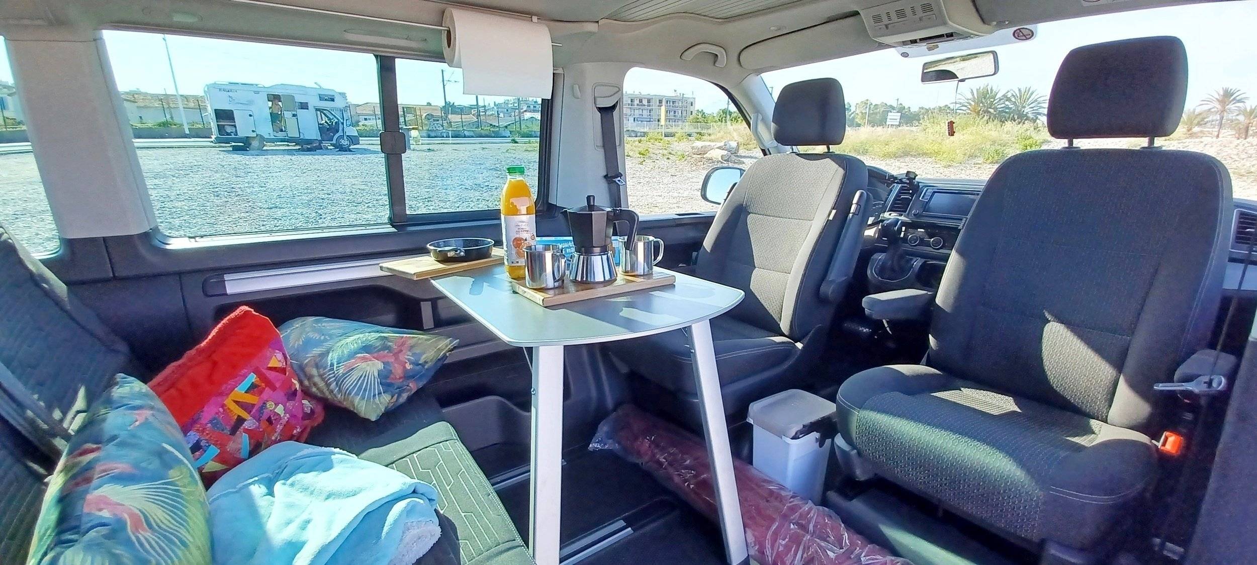 Eethoek Volkswagen California Beach T6 - Yescapa