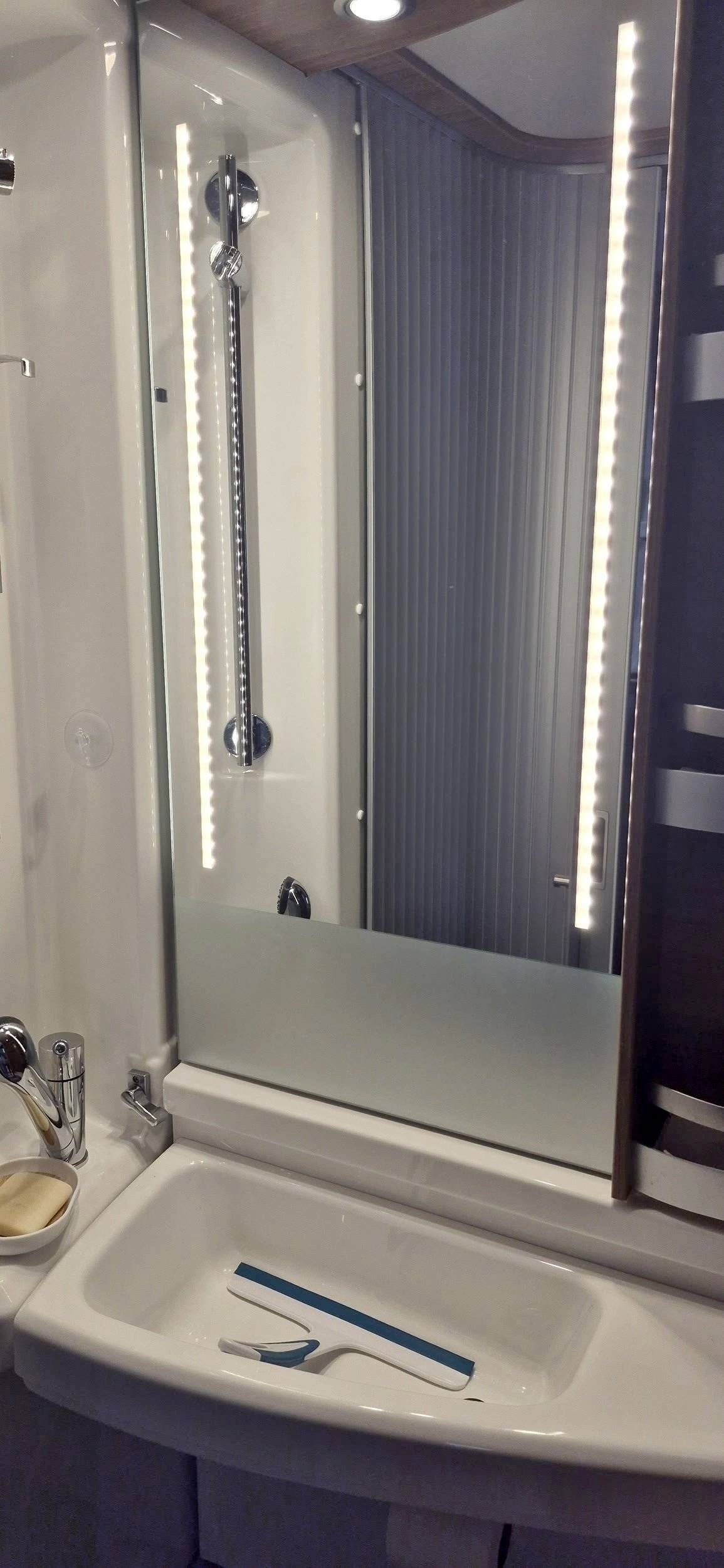 Knaus Wave MEG 640 Vansation