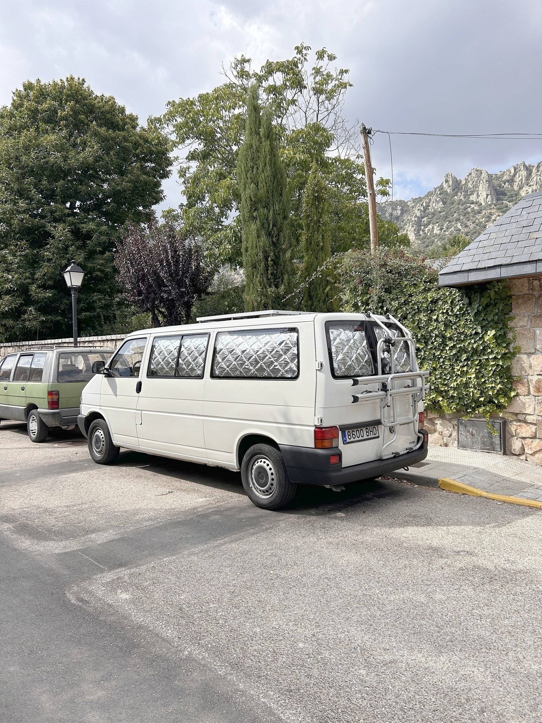 Rear view Volkswagen - Yescapa